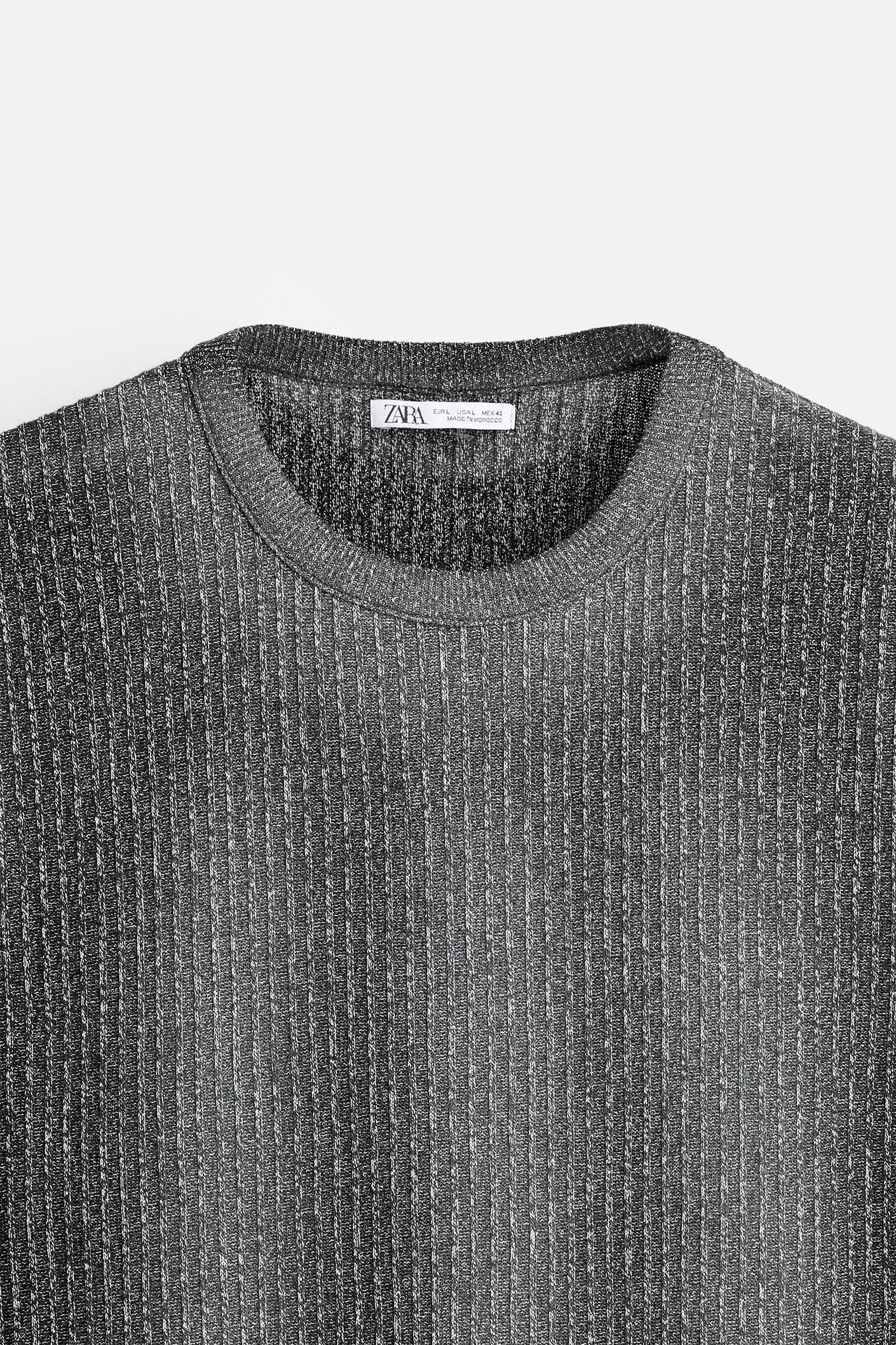 SPRAY PRINT KNIT T-SHIRT Product Image