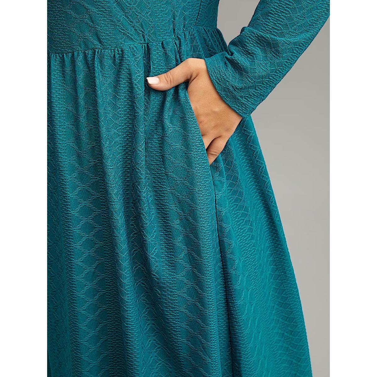 Plus Size Plain Textured Metal Detail V Neck Dress Cerulean Women Office Texture V-neck Long Sleeve Curvy Midi Dress BloomChic 10/M Product Image