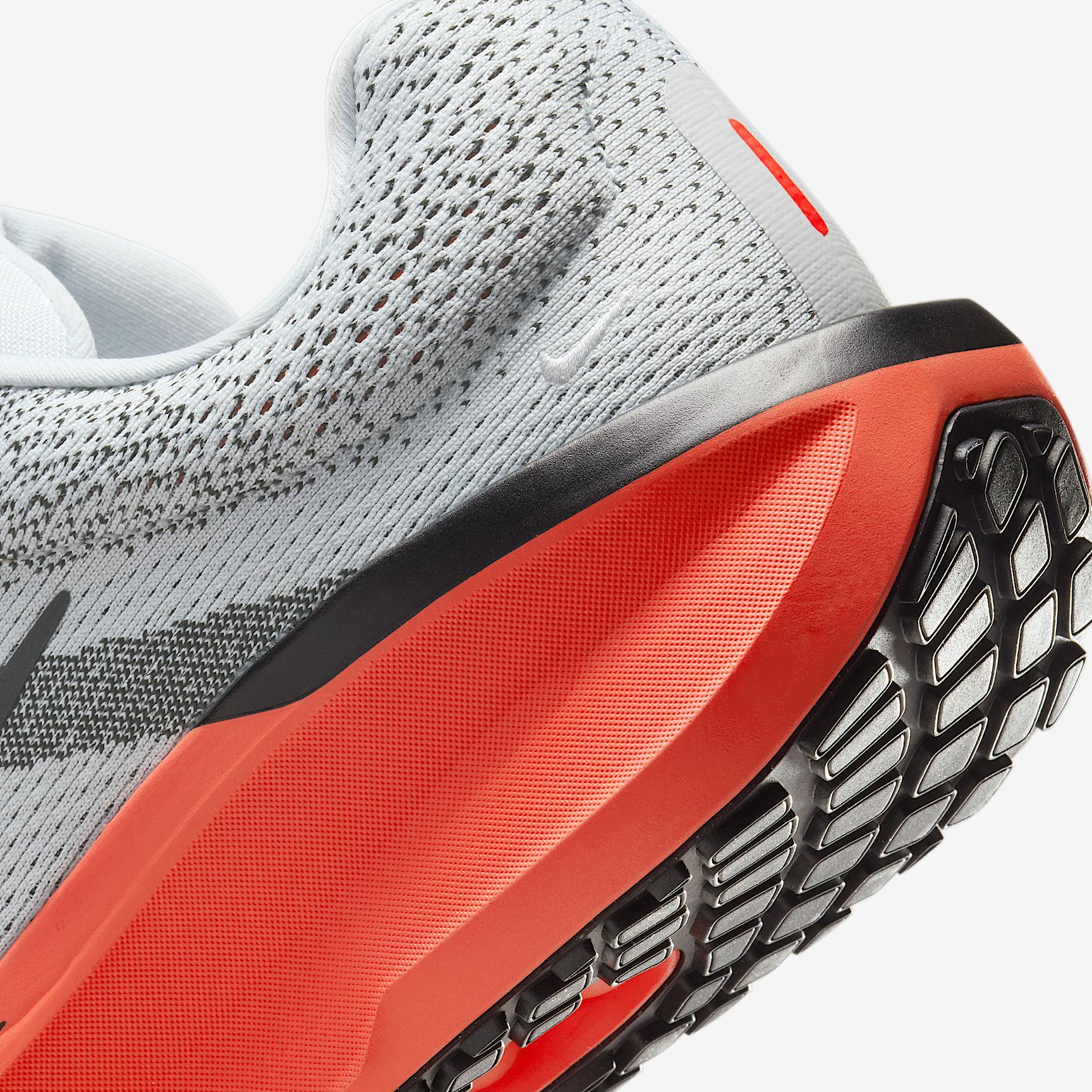 Nike Winflo 11 Men's Road Running Shoes (Extra Wide) Product Image