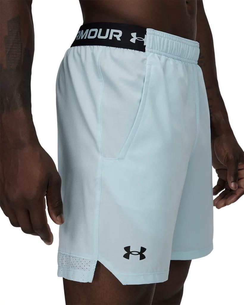 UA Vanish Woven Product Image