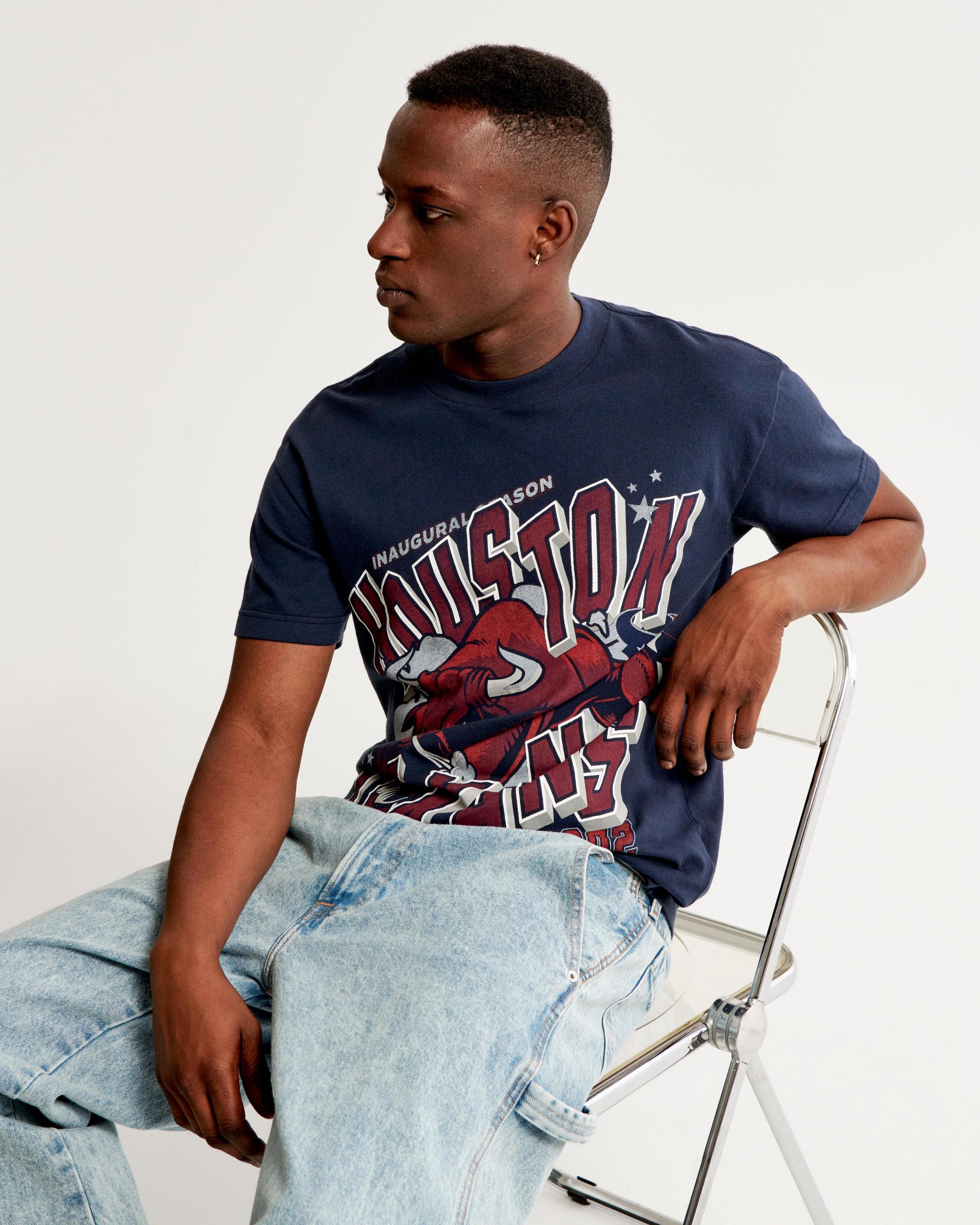 Tampa Bay Buccaneers Graphic Tee Product Image