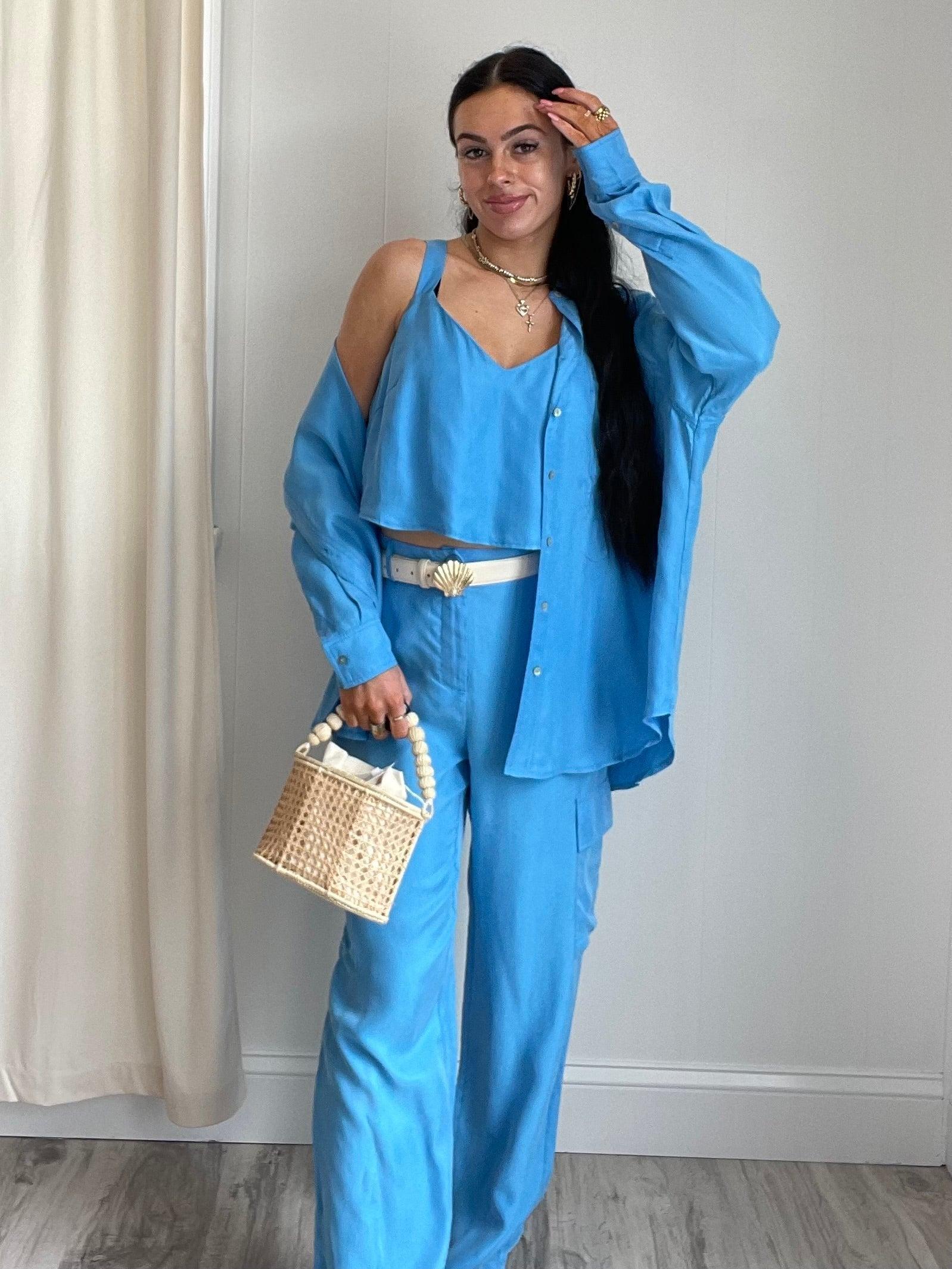 FINAL SALE Mella Wide Leg Cargo Pants | Blue Product Image