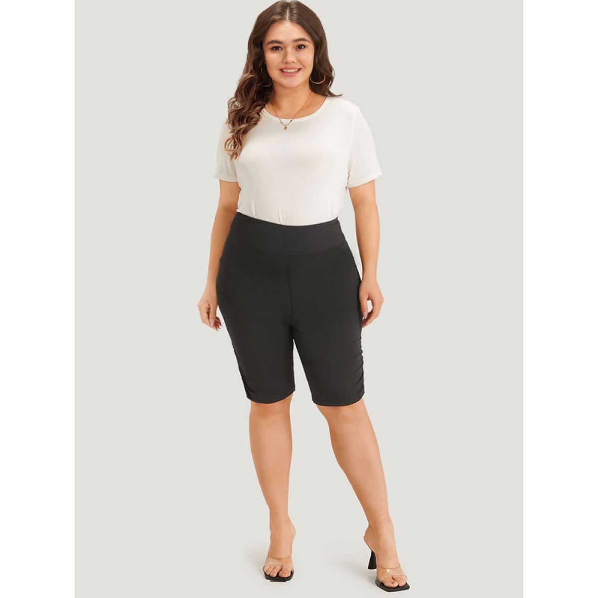 Plus Size Solid Ruched Wideband Waist At The Knees Leggings Women Black Elegant High stretch Skinny High Rise Dailywear Leggings BloomChic 12/L Product Image