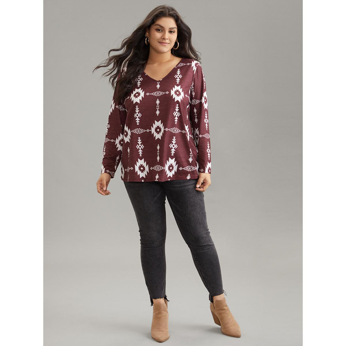 Plus Size Geo & Bandana Print V Neck T-shirt Burgundy Women Casual Printed Bohemian Print V-neck Dailywear T-shirts BloomChic 28/5X Product Image