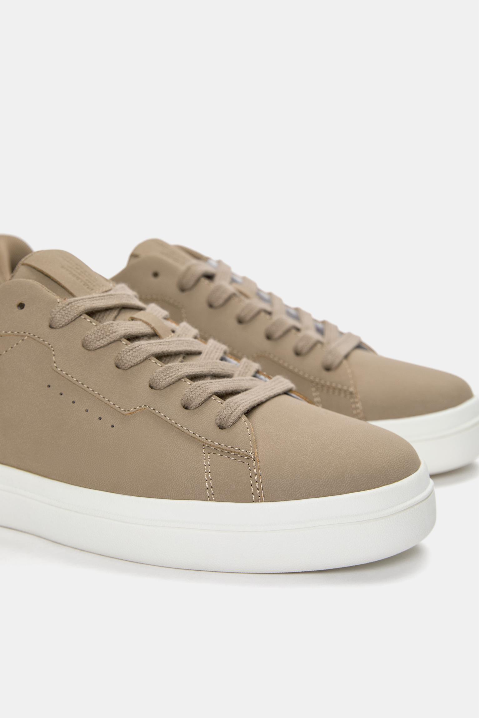 Chunky casual sneakers Product Image