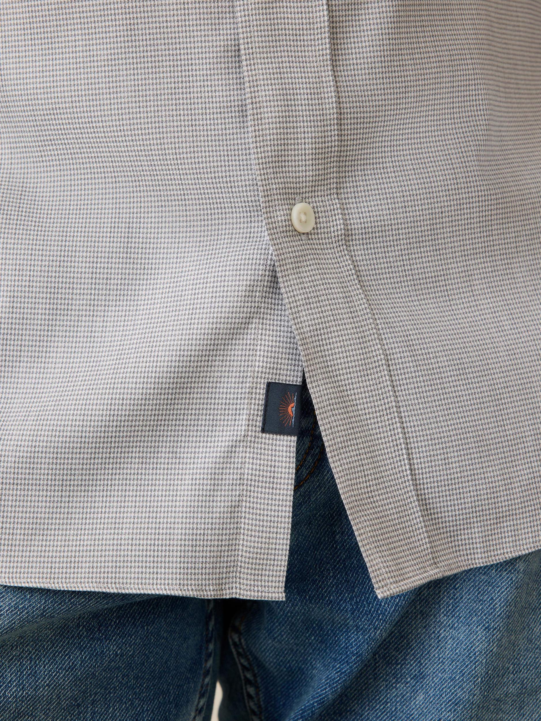 Movement™ Shirt - Grey Pincheck Male Product Image