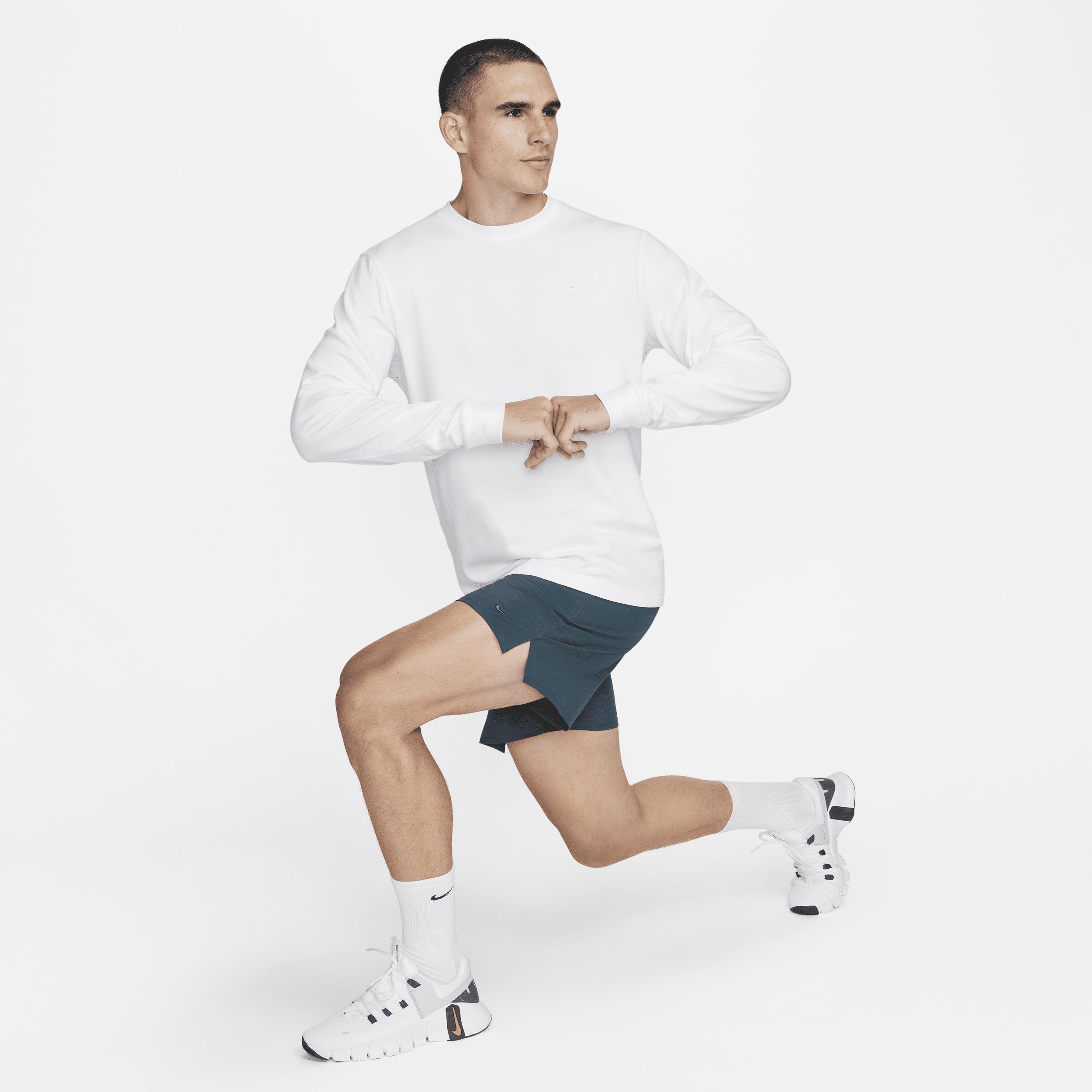 Nike Men's Primary Dri-FIT Long-Sleeve Versatile Top Product Image