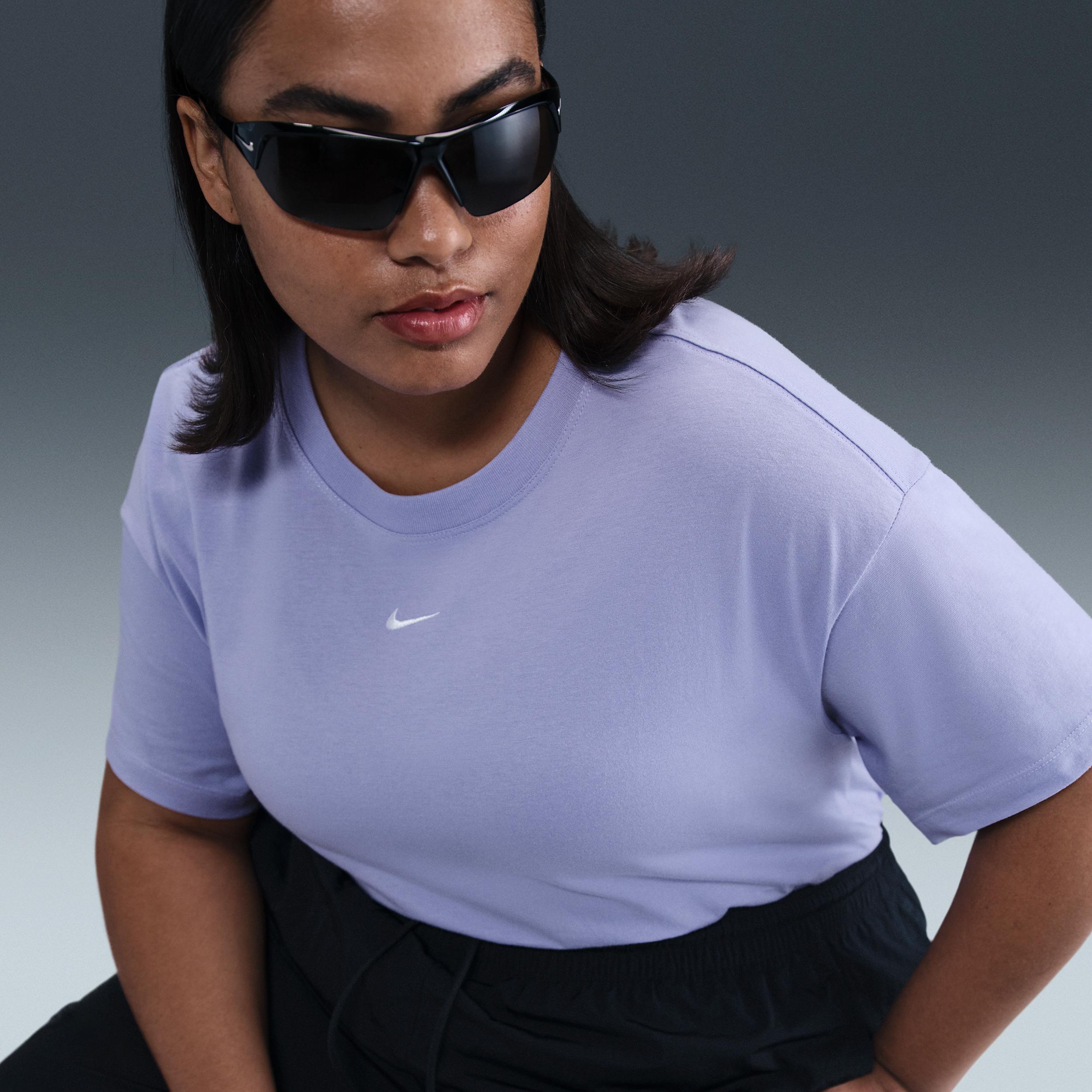Nike Sportswear Essential Women's T-Shirt (Plus Size) Product Image