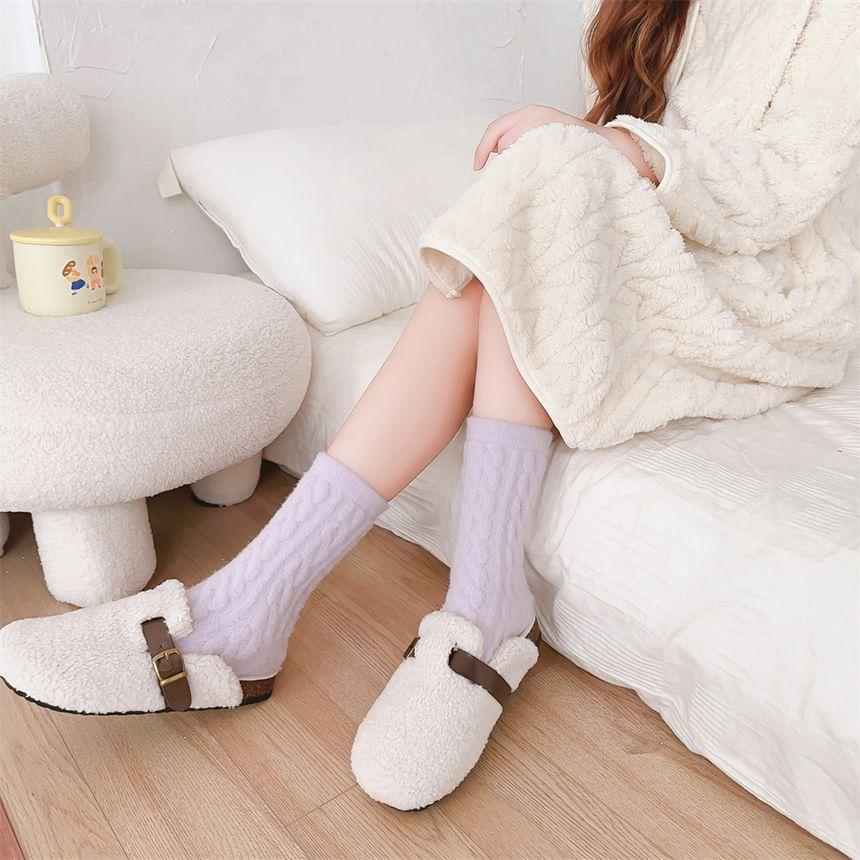 Plain Cable-Knit Socks Product Image