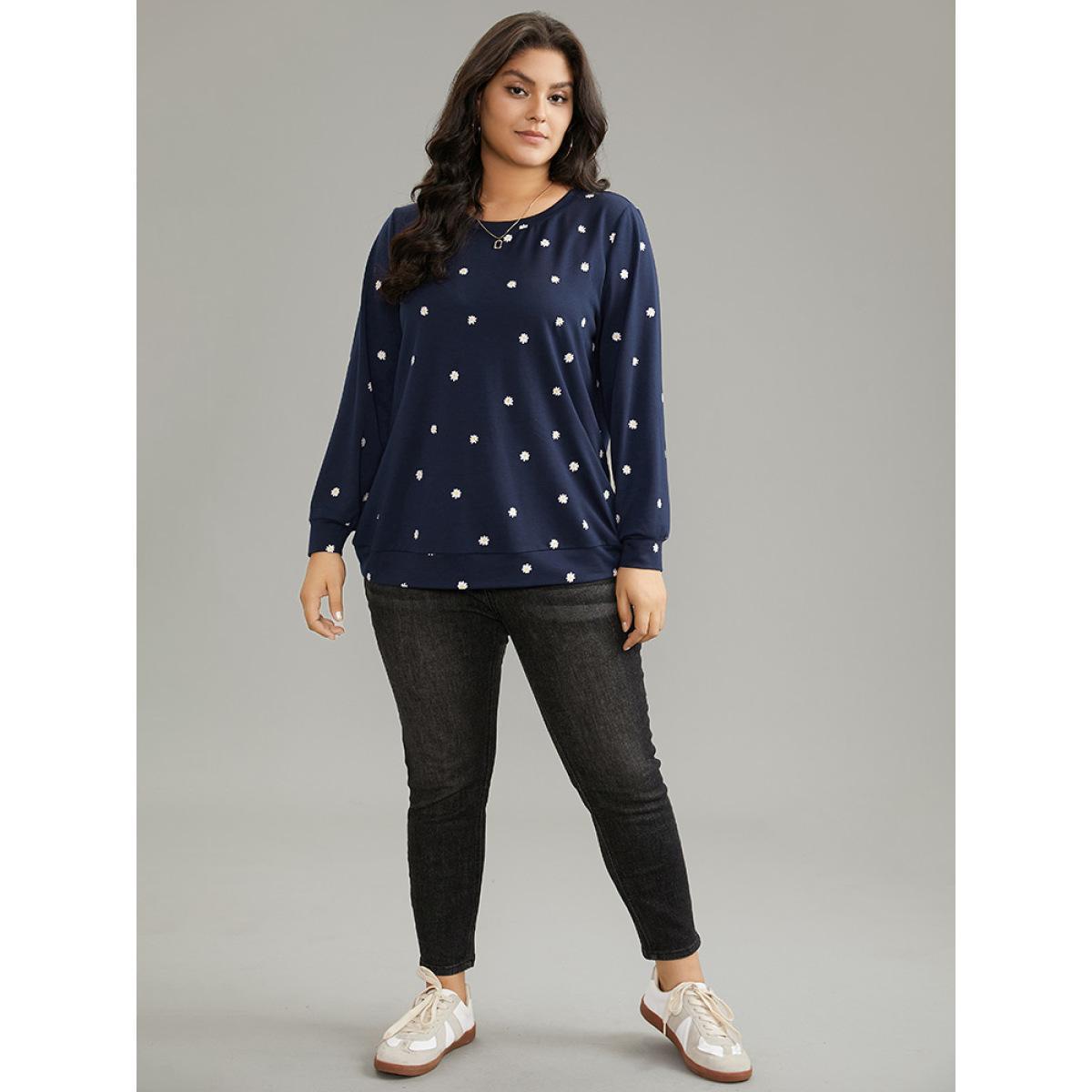 Plus Size Small Daisy Print Crew Neck Sweatshirt Women Indigo Casual Printed Round Neck Dailywear Sweatshirts BloomChic 14-16/1X Product Image