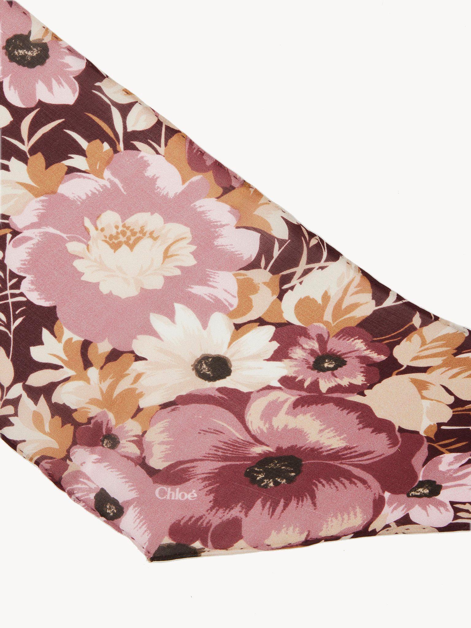 The Chloé Roses bandeau scarf in silk charmeuse Product Image