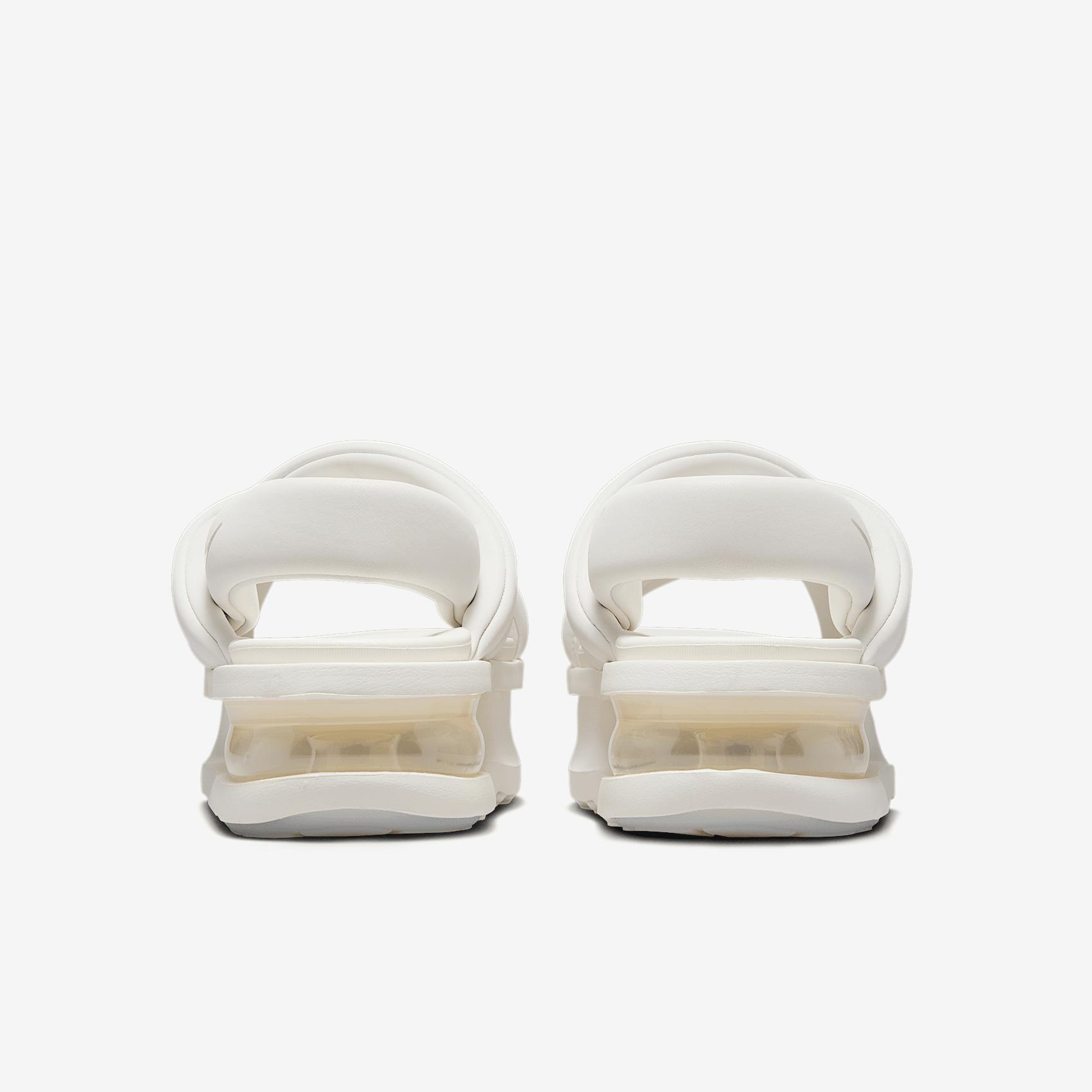Nike Air Max Isla Women's Sandals Product Image