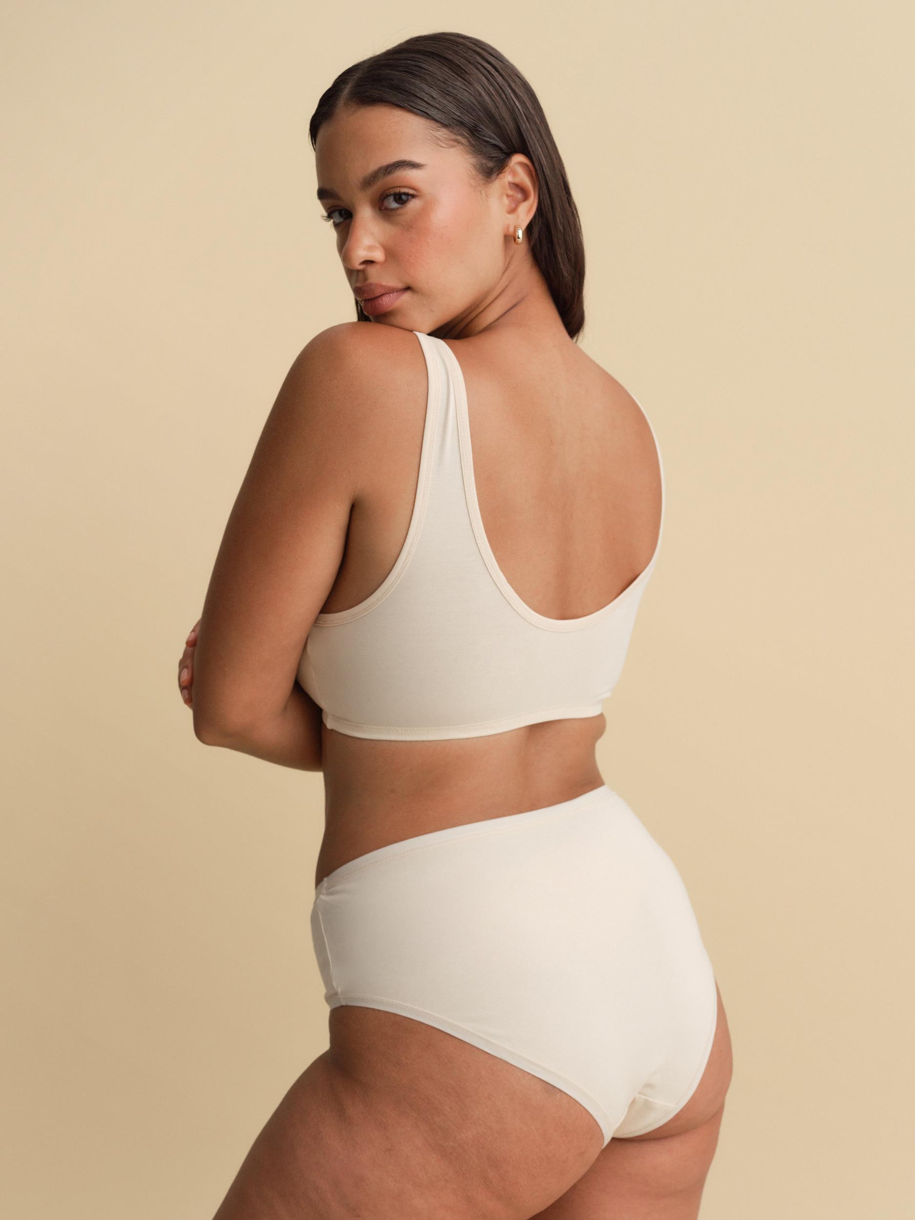 Organic Comfort Scoop Bralette Female Product Image