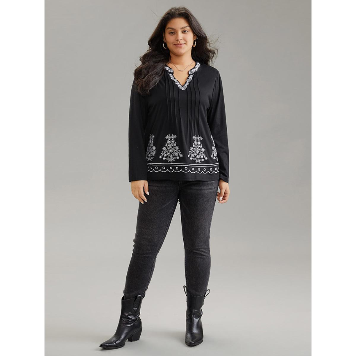 Plus Size Floral Embroidered Notched Pleated T-shirt Black Women Elegant Contrast Silhouette Floral Print Notched collar Dailywear T-shirts BloomChic 28/5X Product Image