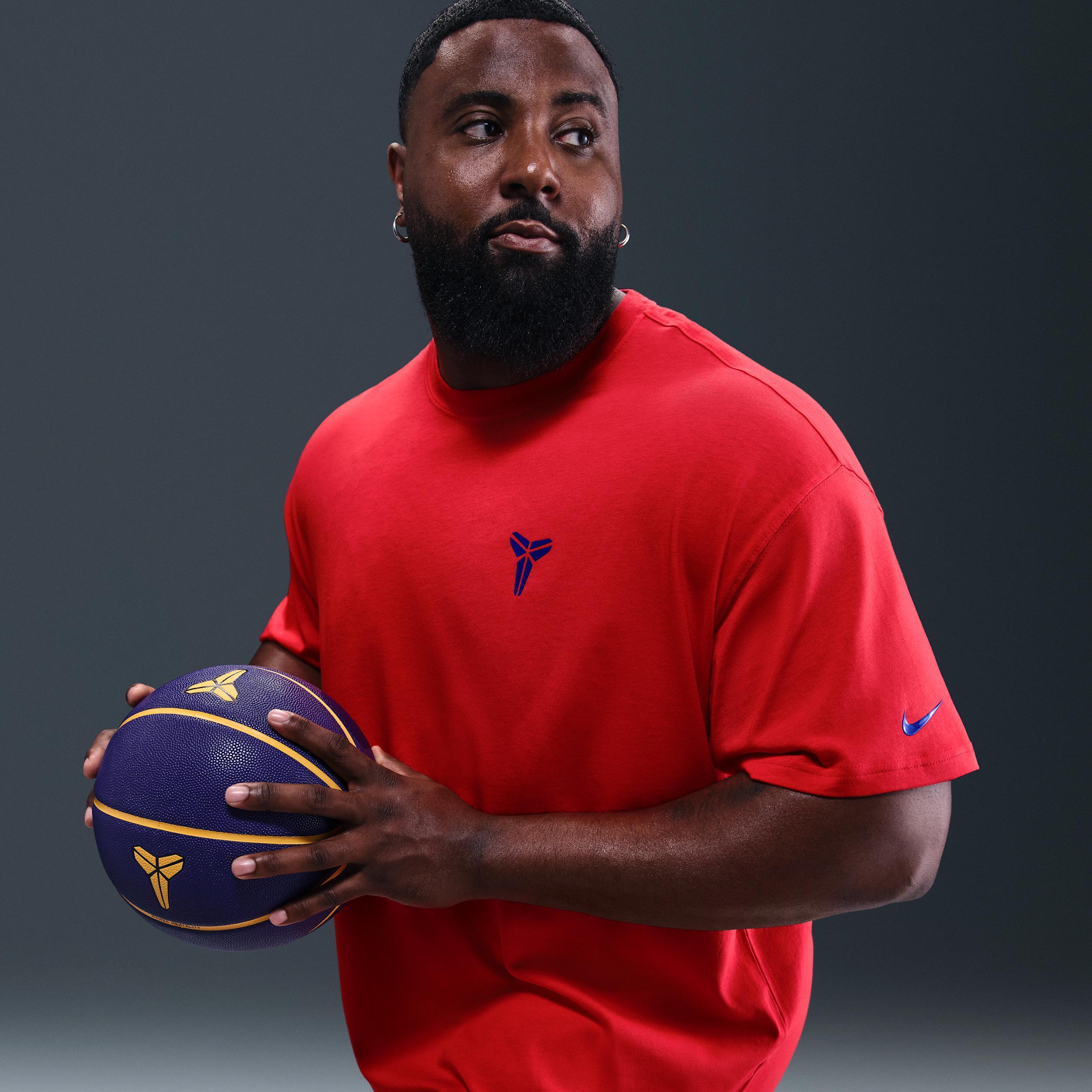 Kobe Men's Basketball T-Shirt Product Image
