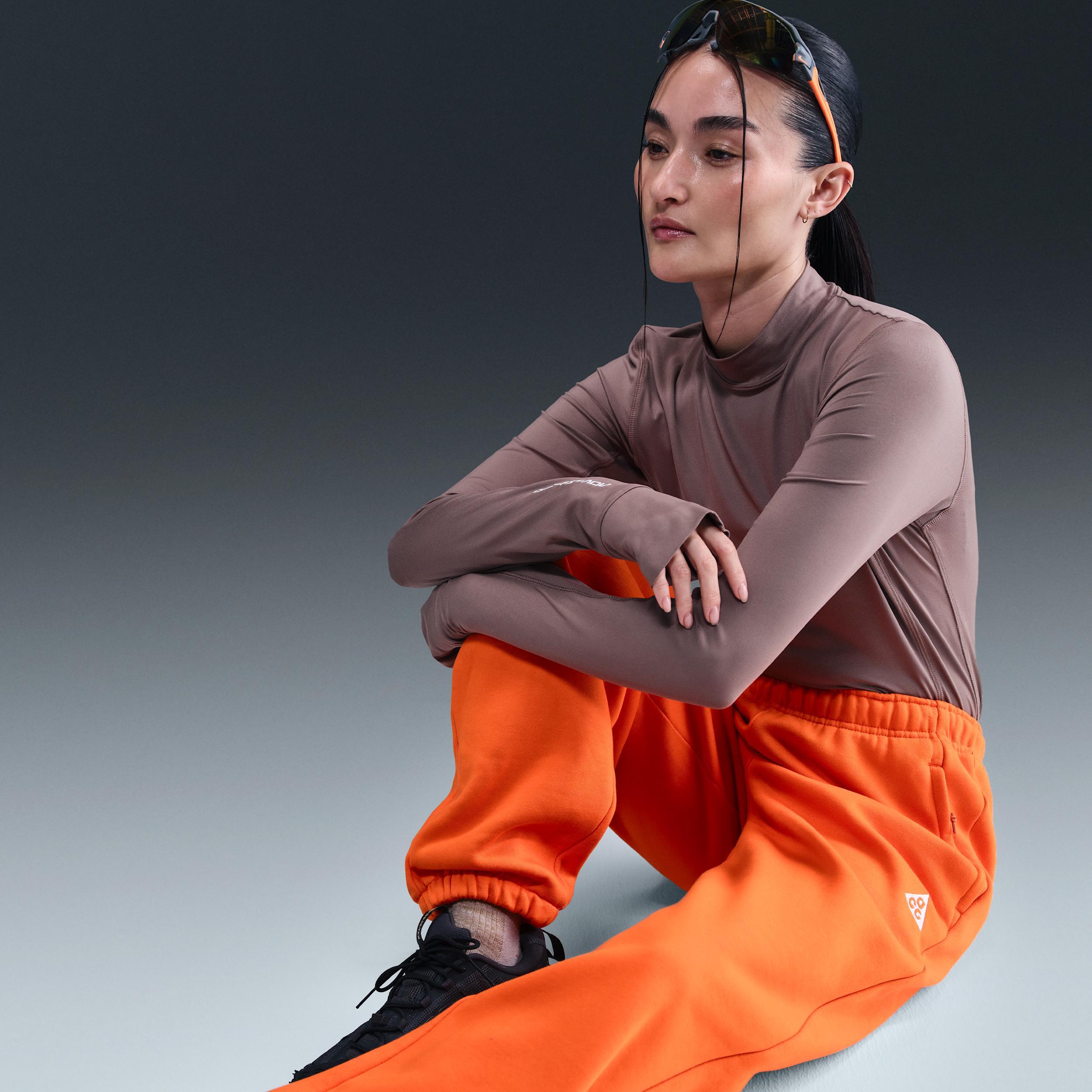 Men's Nike ACG Tuff Fleece Pants Product Image