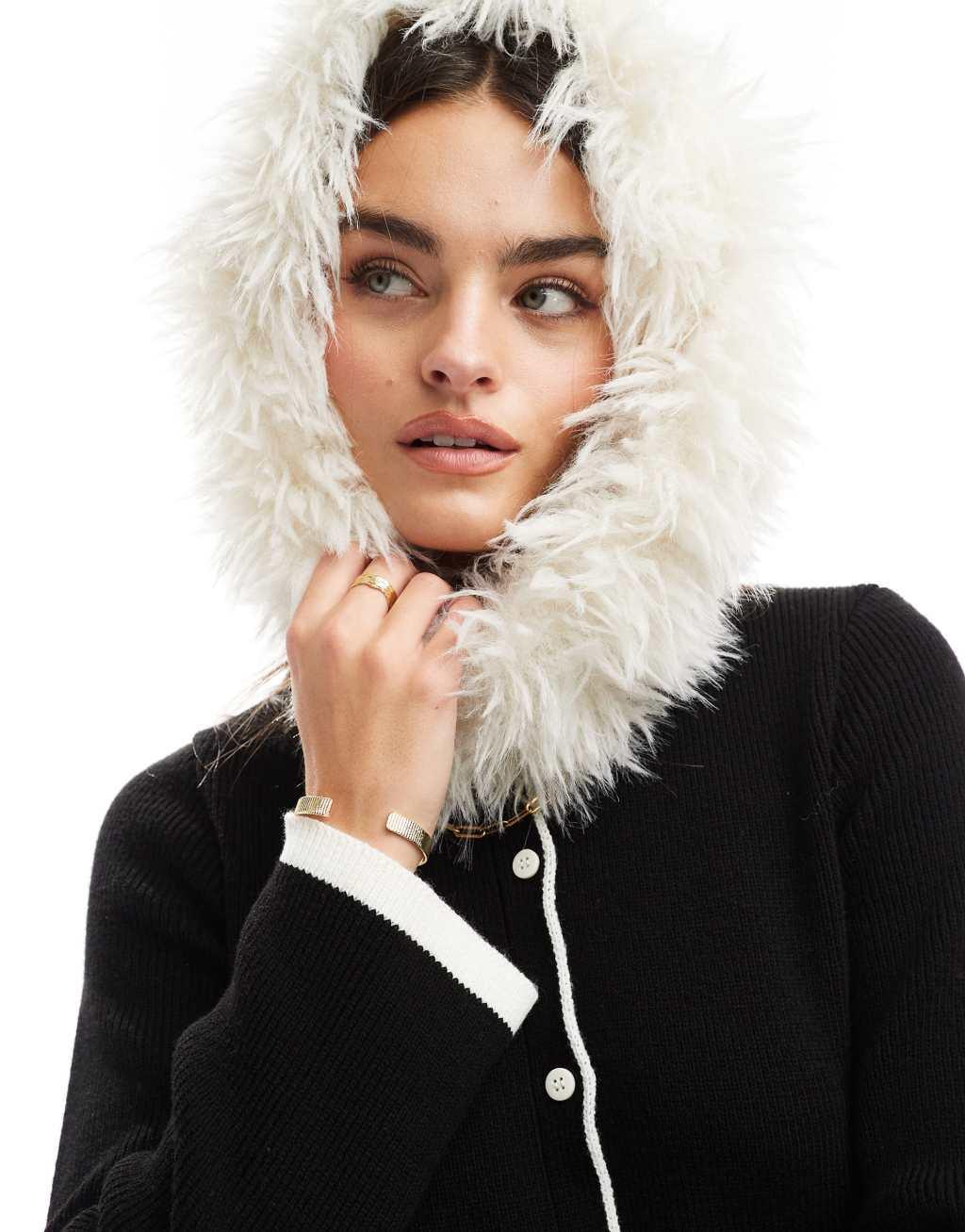 ASOS DESIGN snood with long faux fur in white Product Image