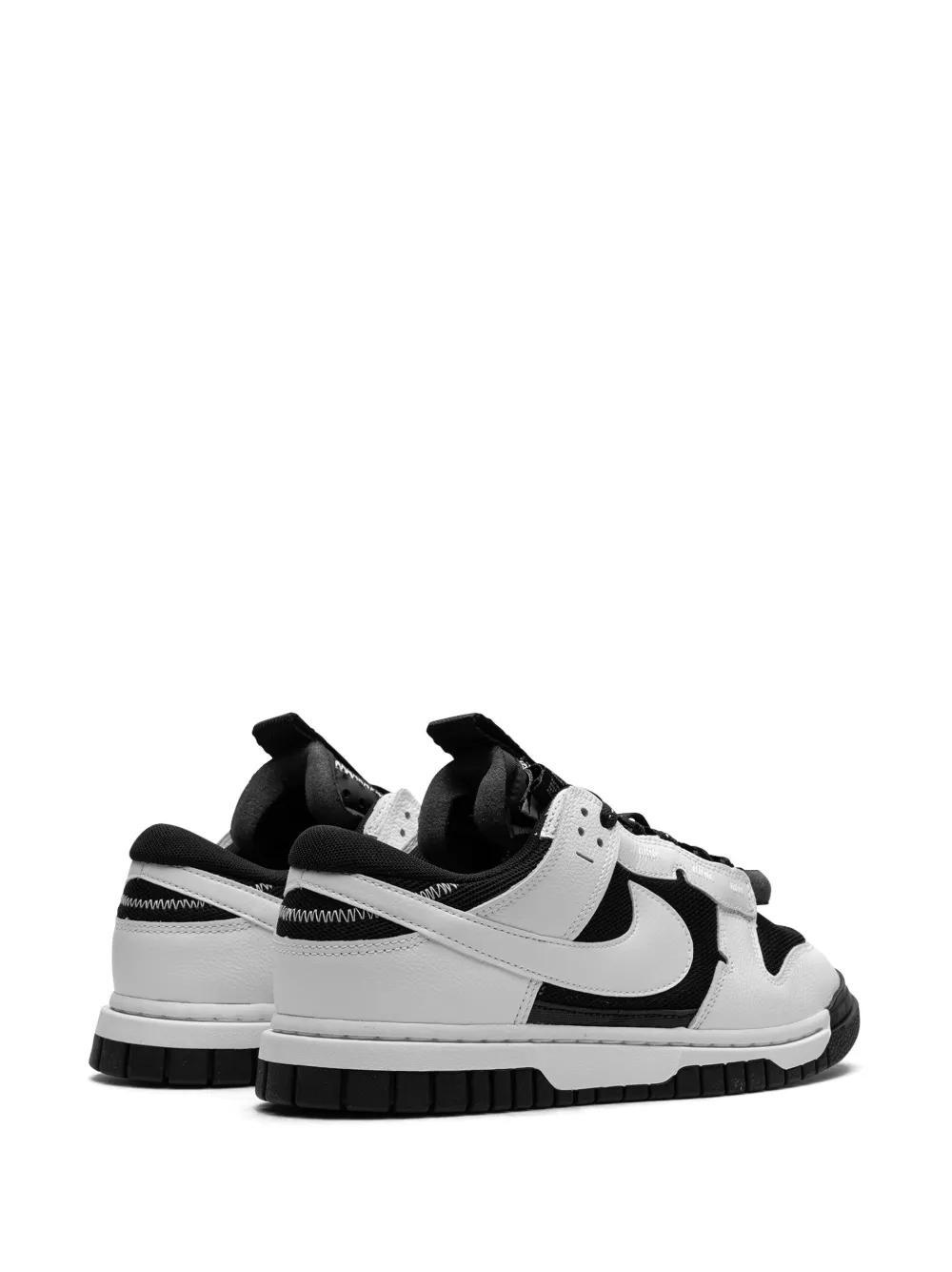 Air Dunk Low Remastered "Reverse Panda" sneakers Product Image