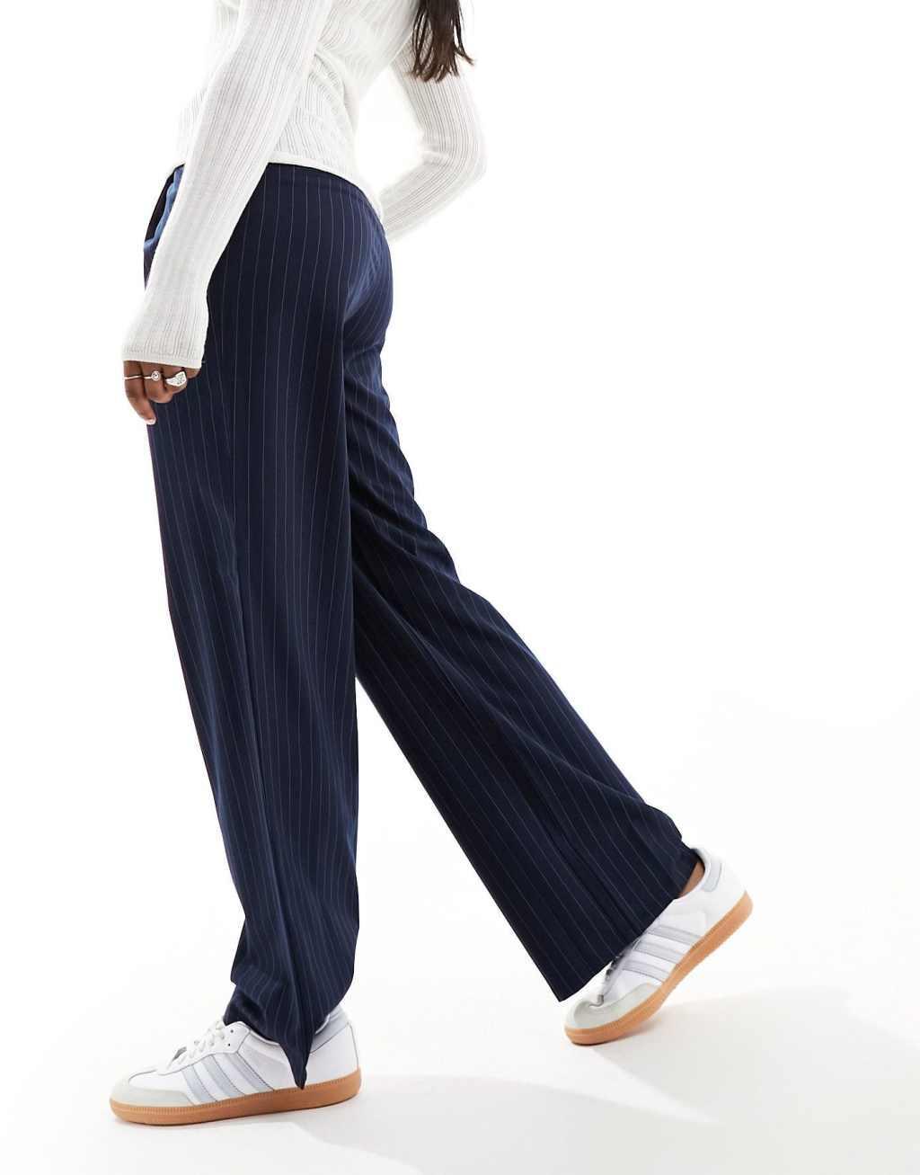 Cotton On relaxed suit pants Product Image