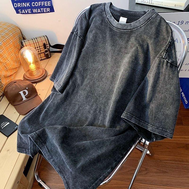 Short-Sleeve Crew Neck Washed Lettering T-Shirt Product Image
