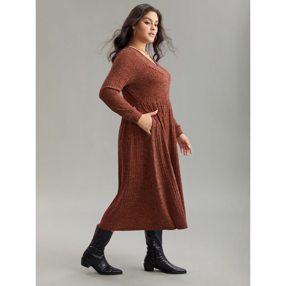 Plus Size Rib Knit Plain Plisse Long Sleeve Dress Rust Women Casual Rib Knit V-neck Long Sleeve Curvy Midi Dress BloomChic 22-24/3X Product Image