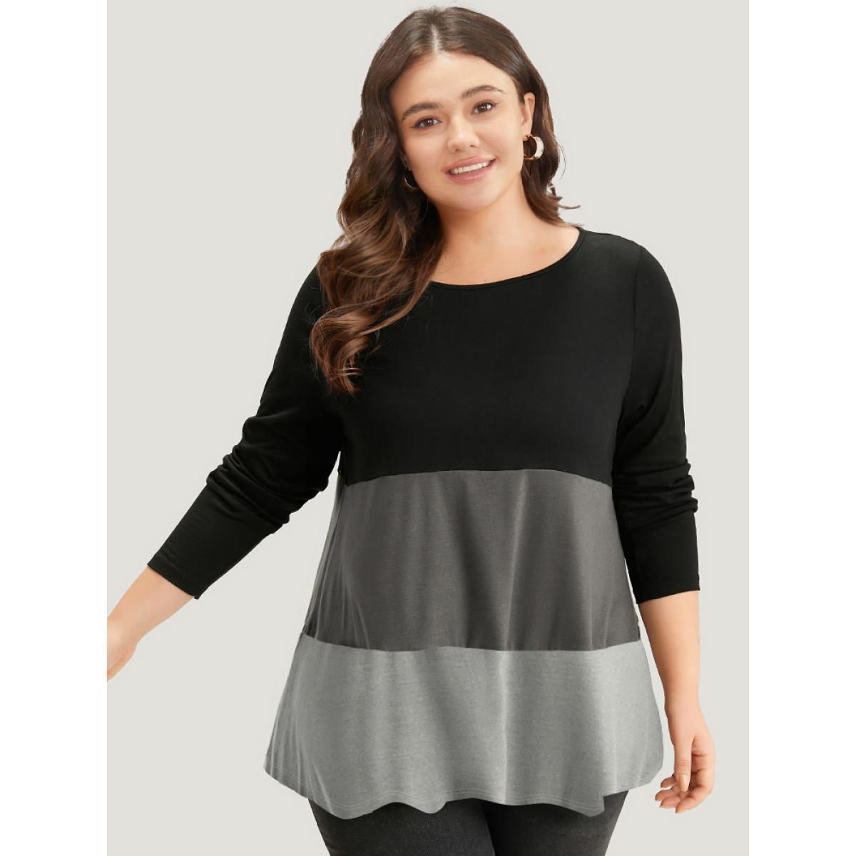 Plus Size Colorblock Leopard Contrast Round Neck T-shirt DarkGray Women Casual Contrast Leopard Round Neck Everyday T-shirts BloomChic 12/L Product Image