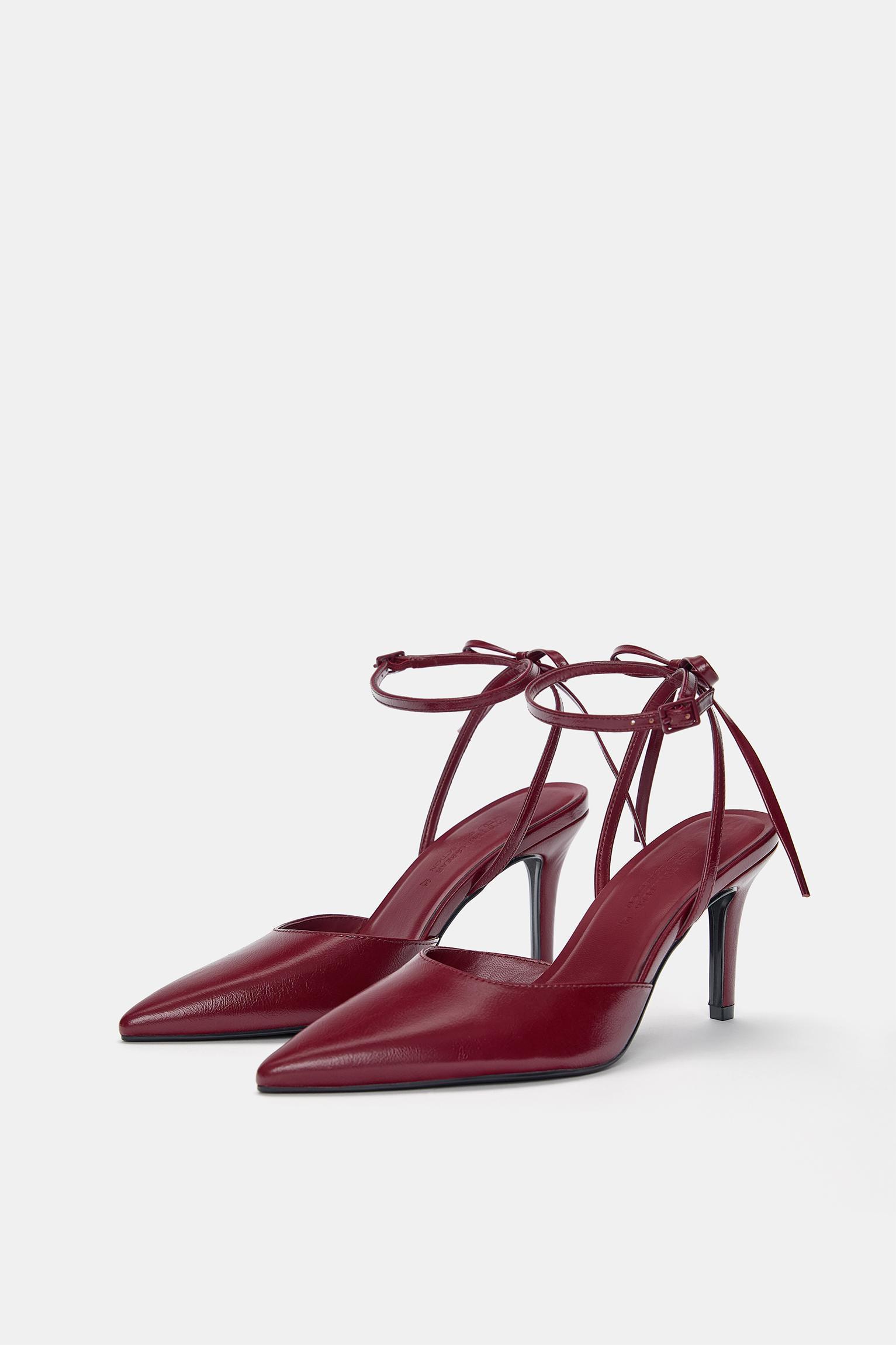 High-heel shoes with bow Product Image