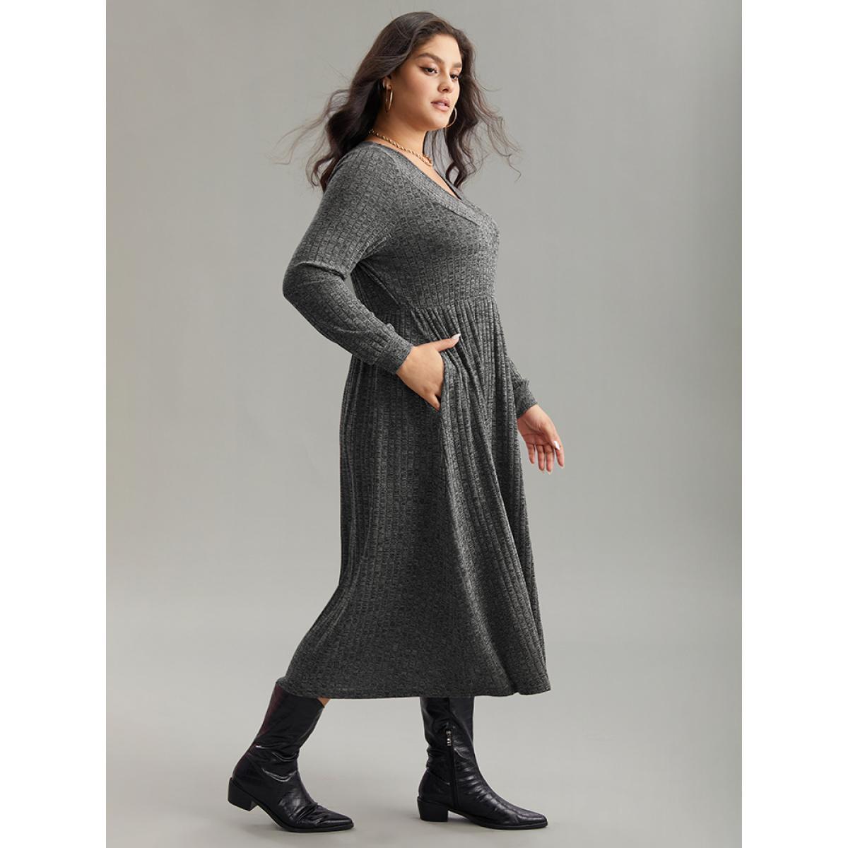 Plus Size Rib Knit Plain Plisse Long Sleeve Dress DarkGray Women Casual Rib Knit V-neck Long Sleeve Curvy Midi Dress BloomChic 28/5X Product Image
