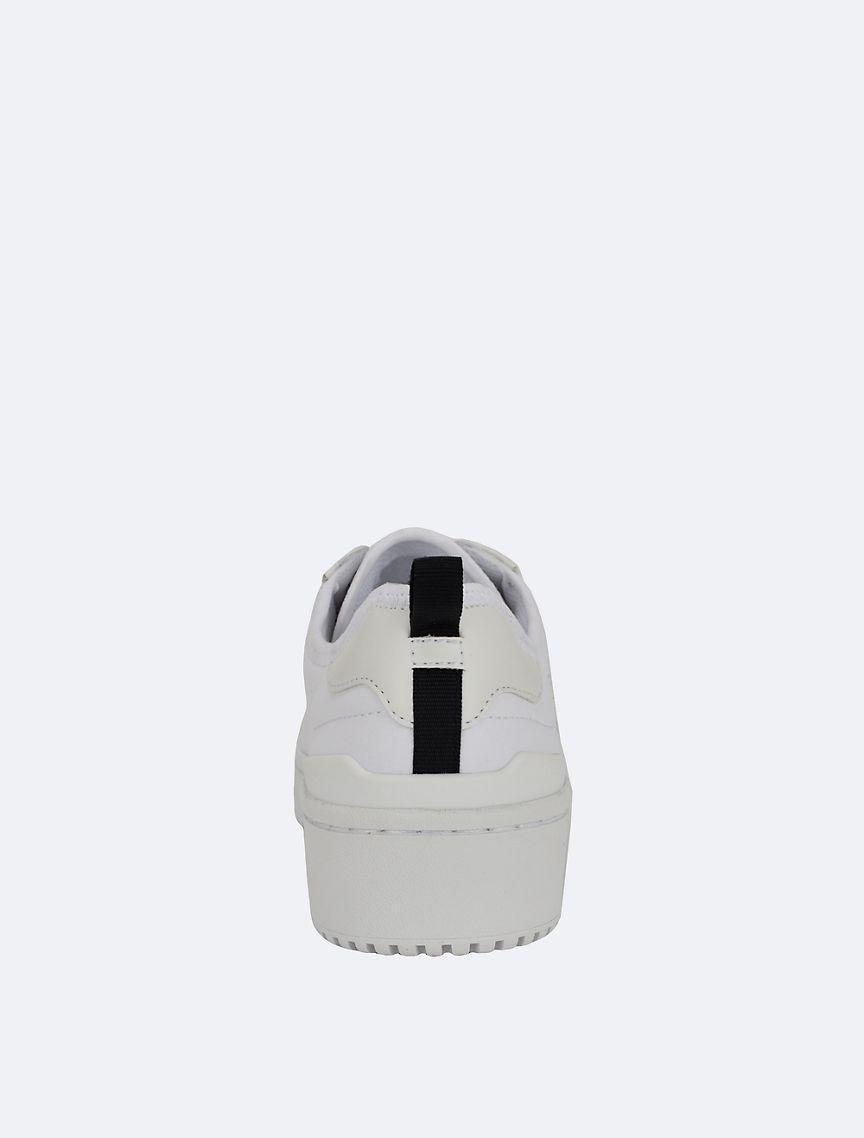 Women's Austie Sneaker Product Image