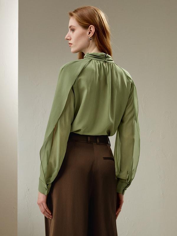 Side Slit Lantern Sleeve Blouse Product Image