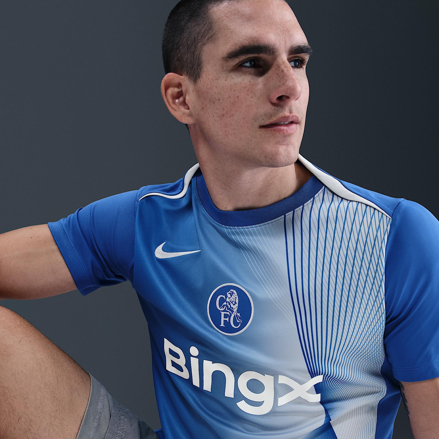 Chelsea FC Academy Pro Third Men's Nike Dri-FIT Total 90 Soccer Pre-Match Top Product Image