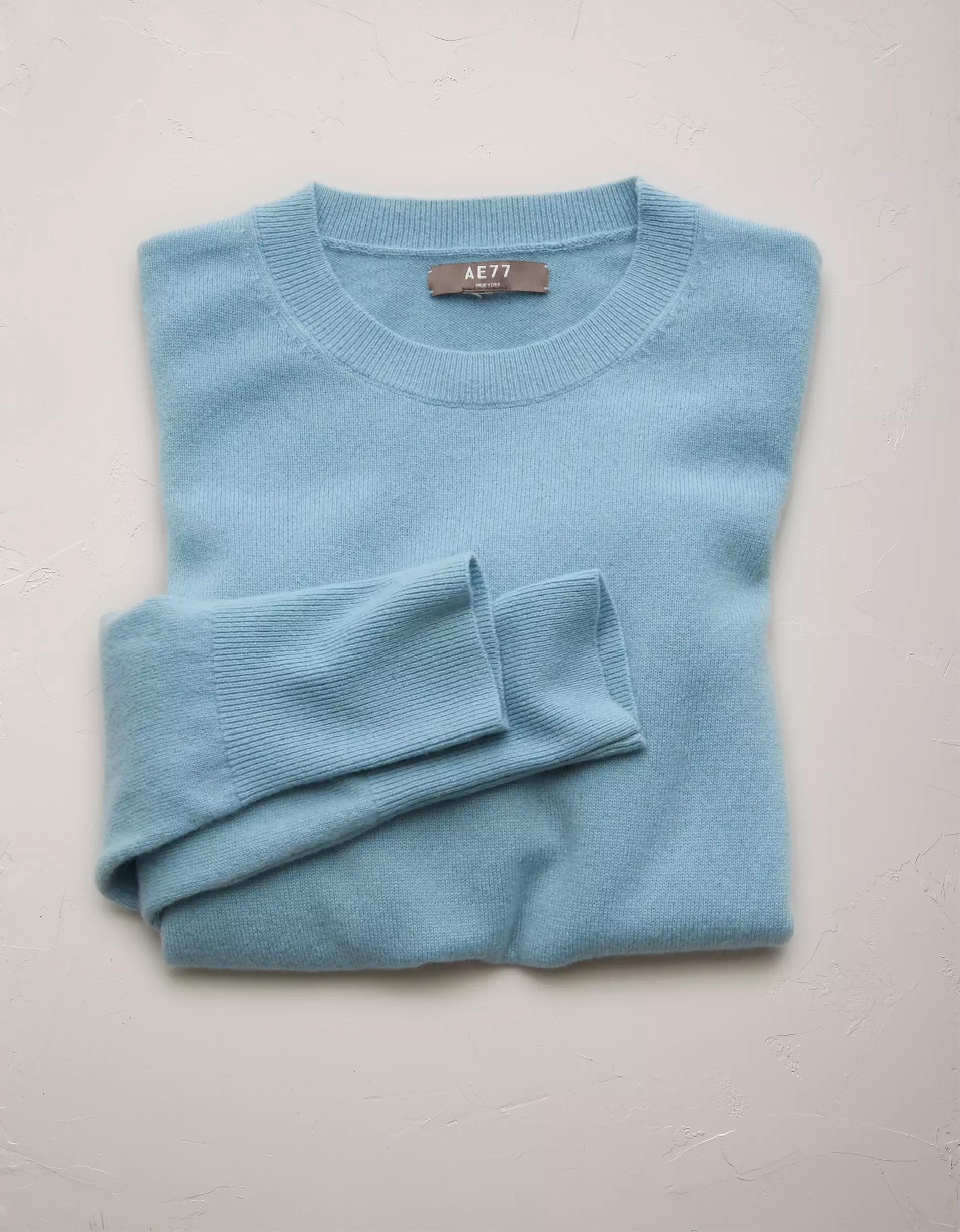 AE77 Premium Cashmere Sweater Product Image