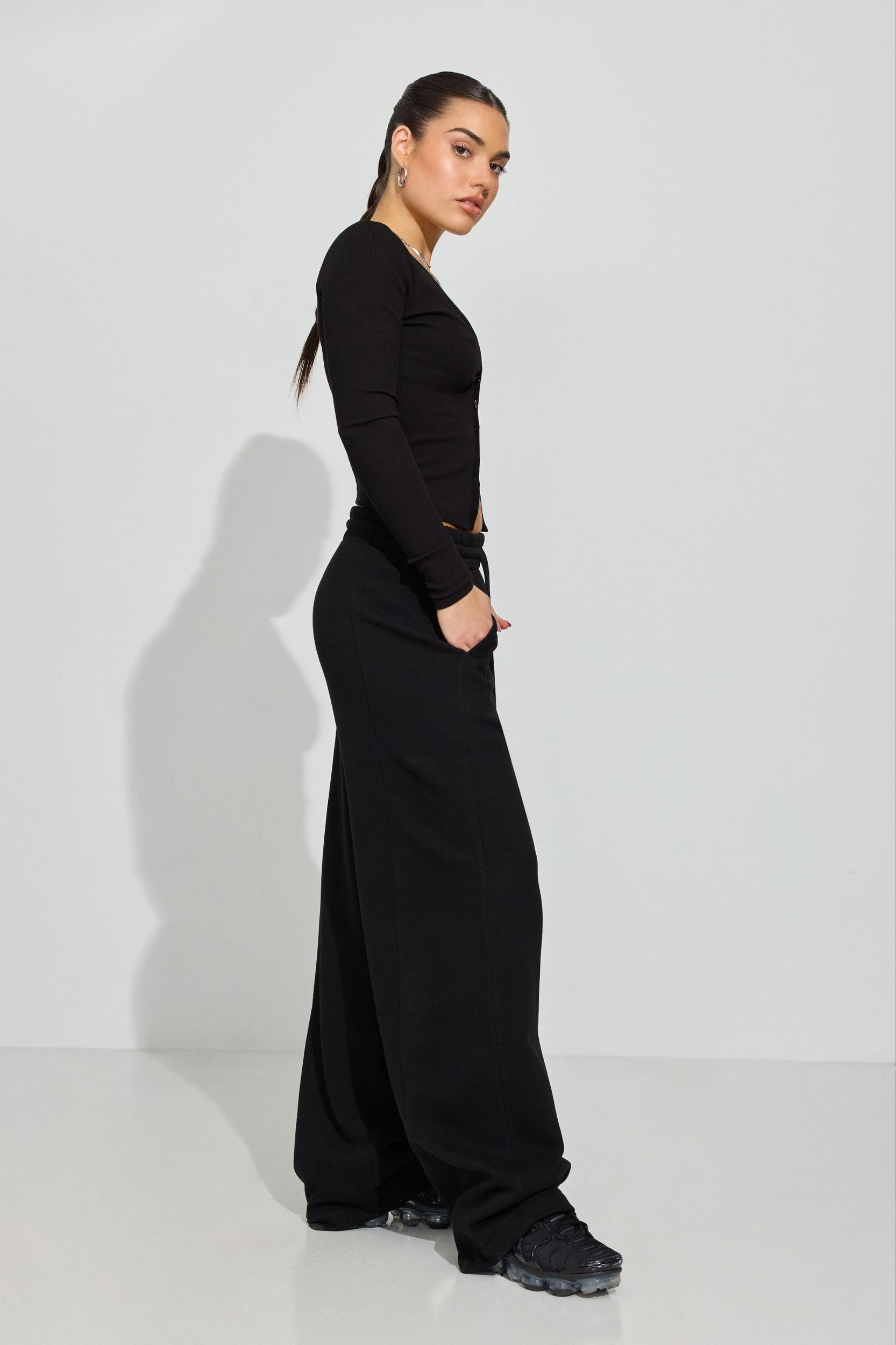 Extreme Baggy Cargo Pants Product Image