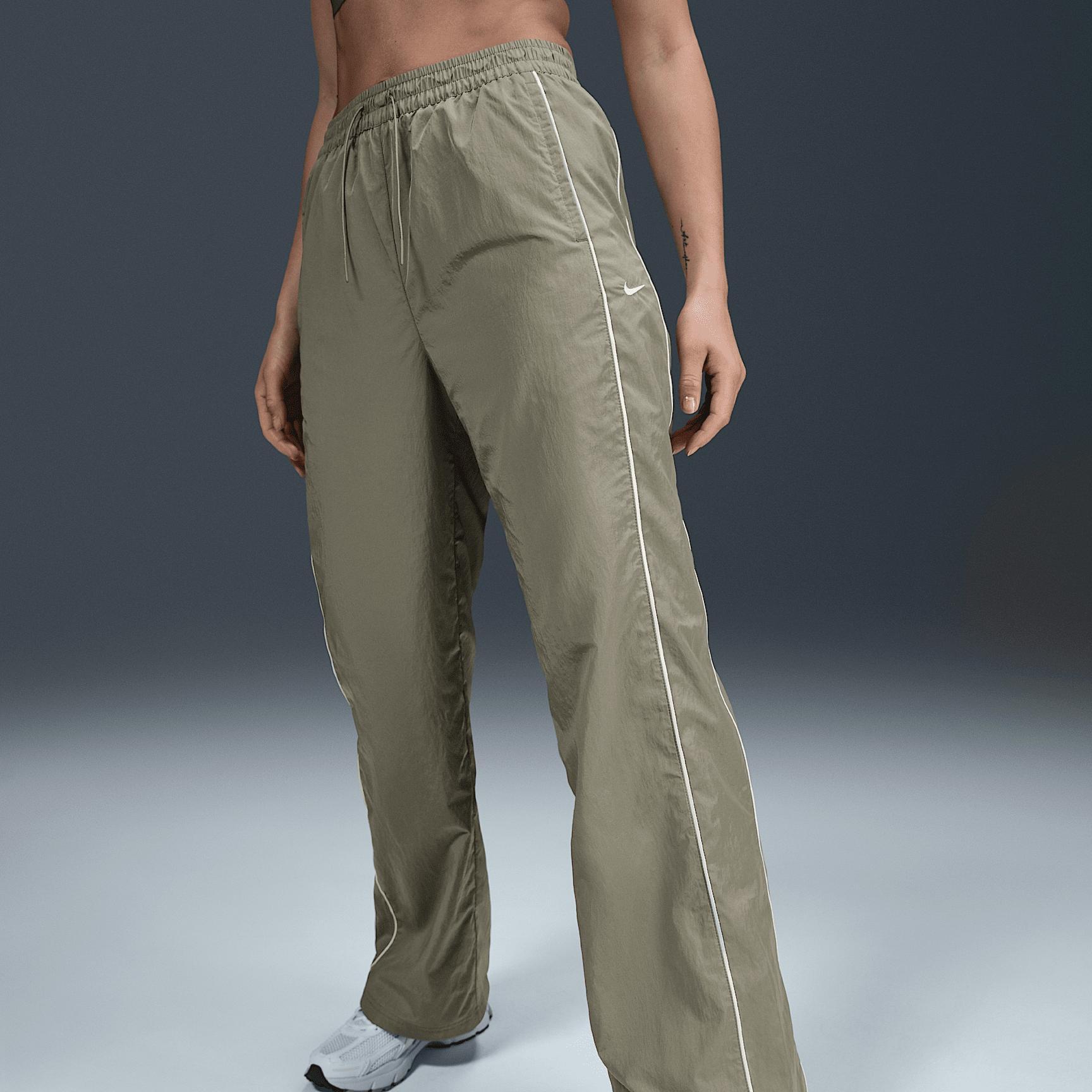 Nike Women's Windrunner High-Waisted Woven Open-Hem Pants Product Image