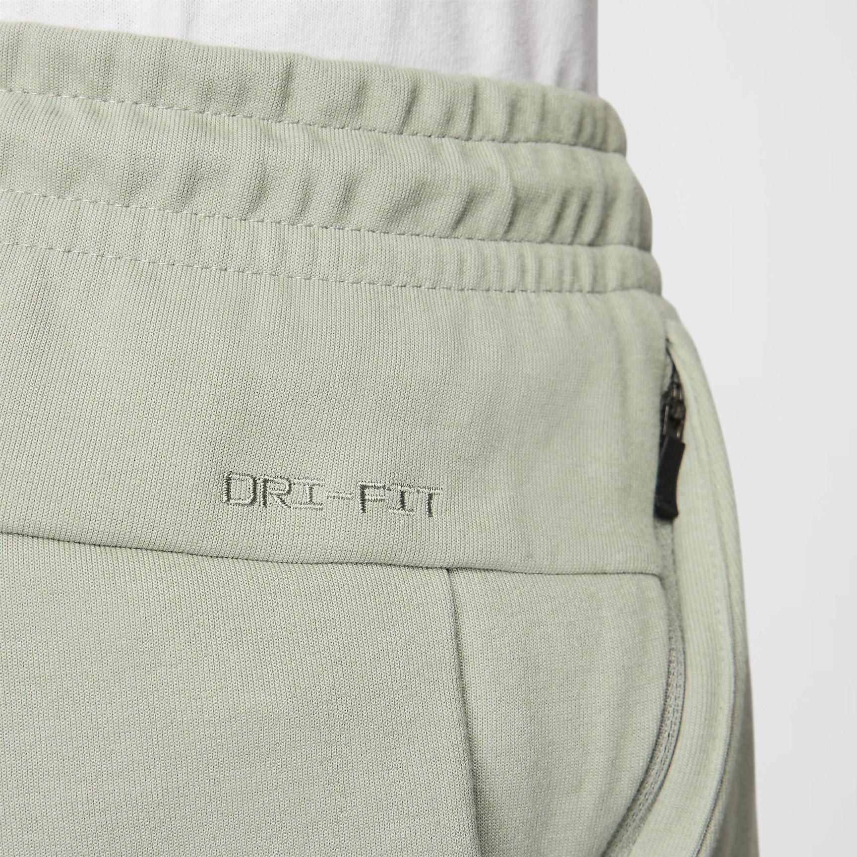 Nike Men's Primary Fleece Dri-FIT UV Tapered Performance Pants Product Image