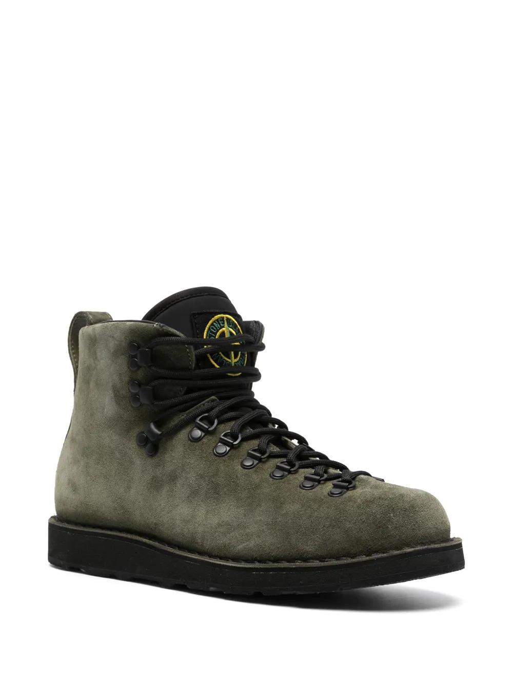 Compass-patch boots Product Image