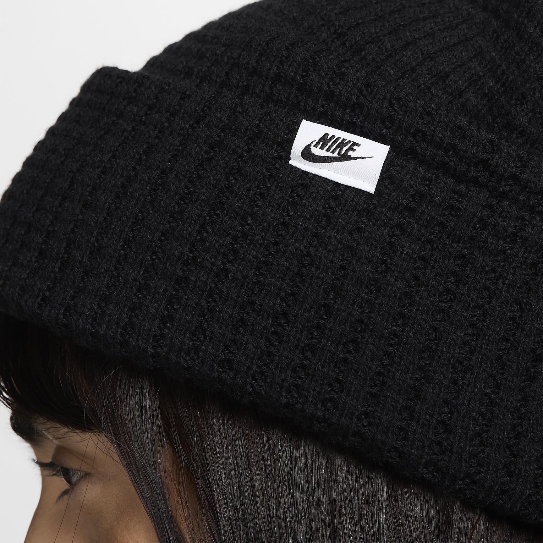 Nike Peak Waffle Knit Beanie Product Image