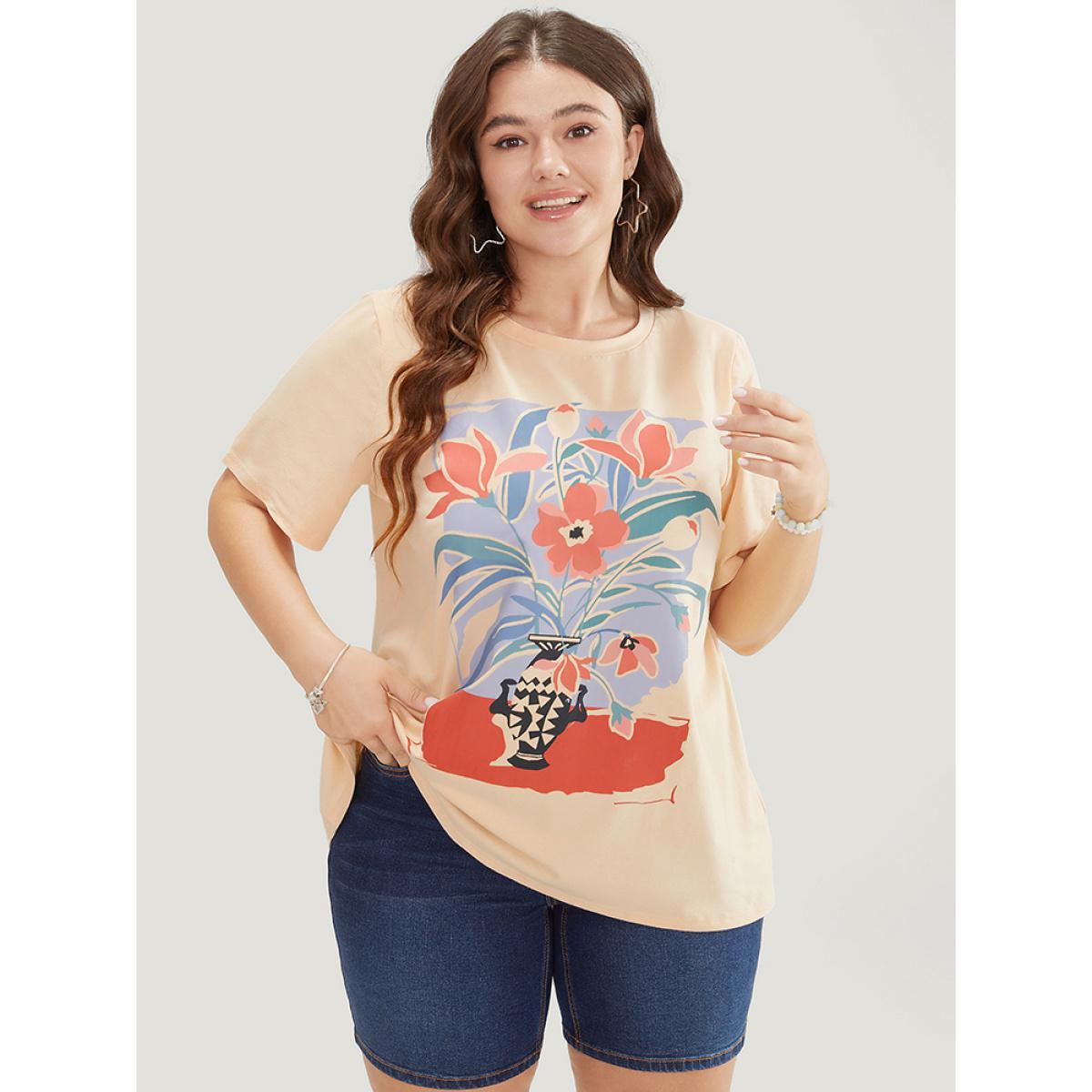 Plus Size Floral Print Drop Shoulder Soft Graphic Tee Champagne Women Casual Plain Natural Flowers Dailywear T-shirts BloomChic 18-20/2X Product Image