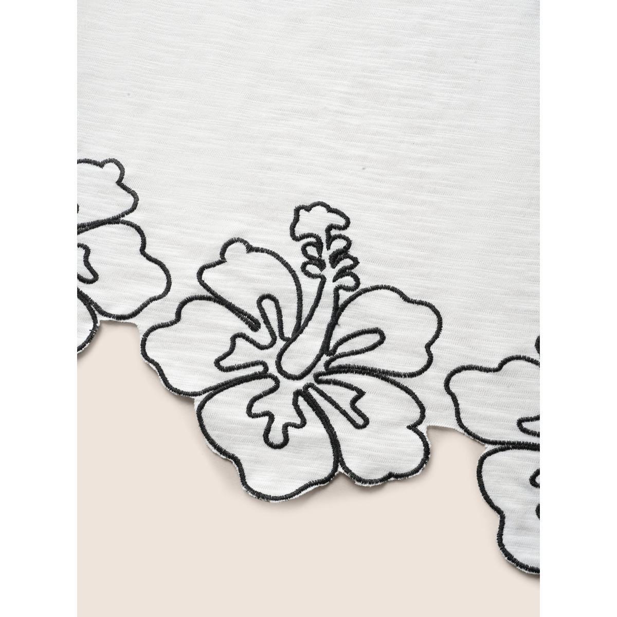 Plus Size Floral Embroidered Hem Raglan Sleeve T-shirt WhiteSmoke Women Resort Contrast Natural Flowers Round Neck Vacation T-shirts BloomChic 12/L Product Image