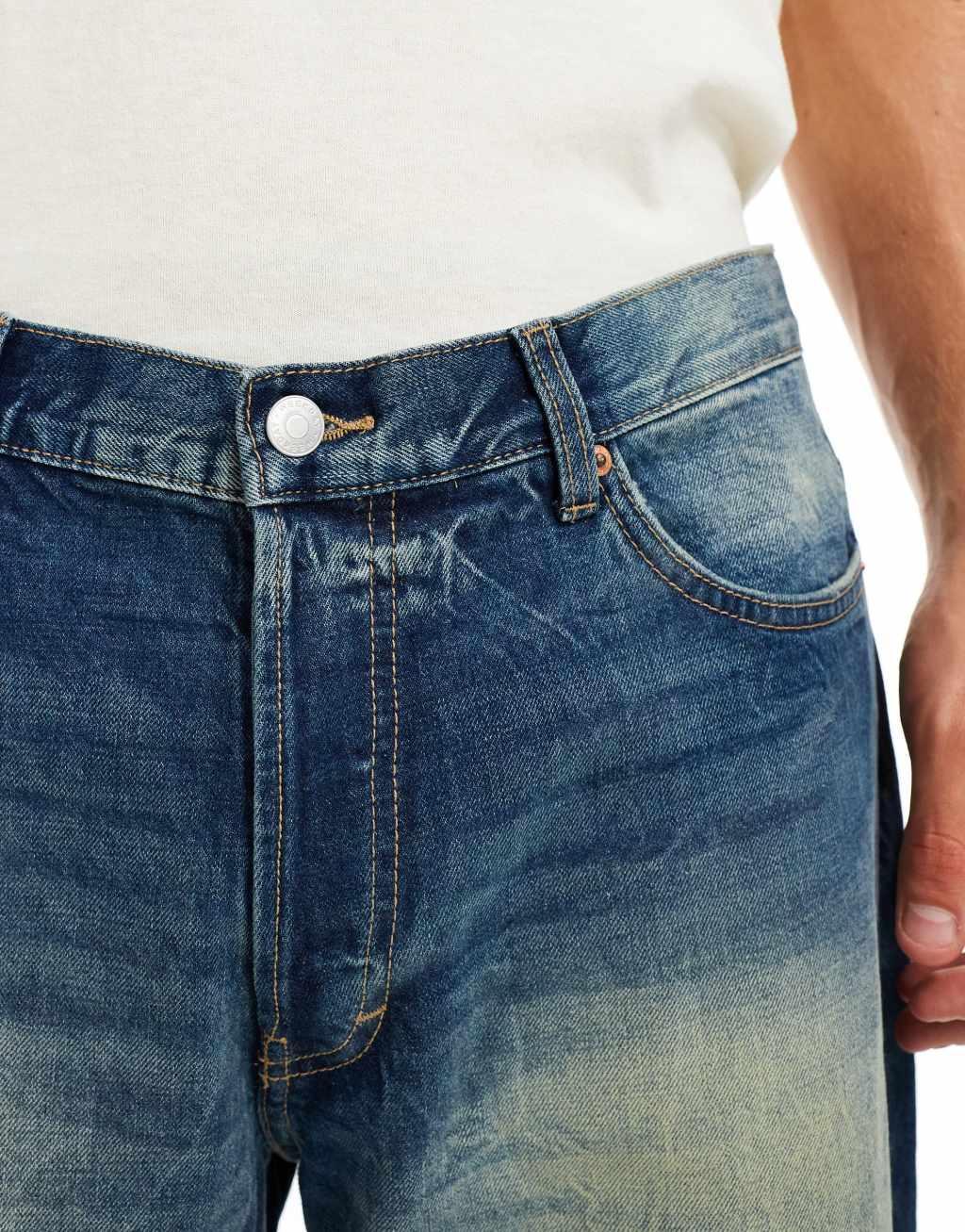Weekday Sphere low waist loose fit jeans in blue streaky wash Product Image