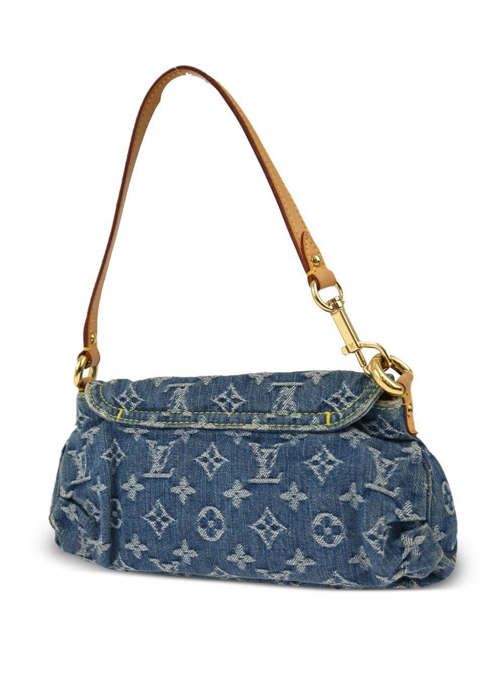 2005 mini Pleaty clutch bag Product Image