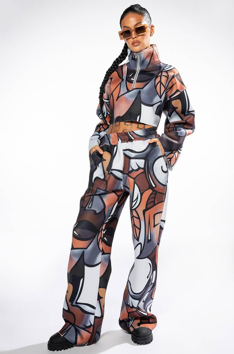 MAIN SQUEEZE PRINTED SCUBA WIDE LEG JOGGER Product Image