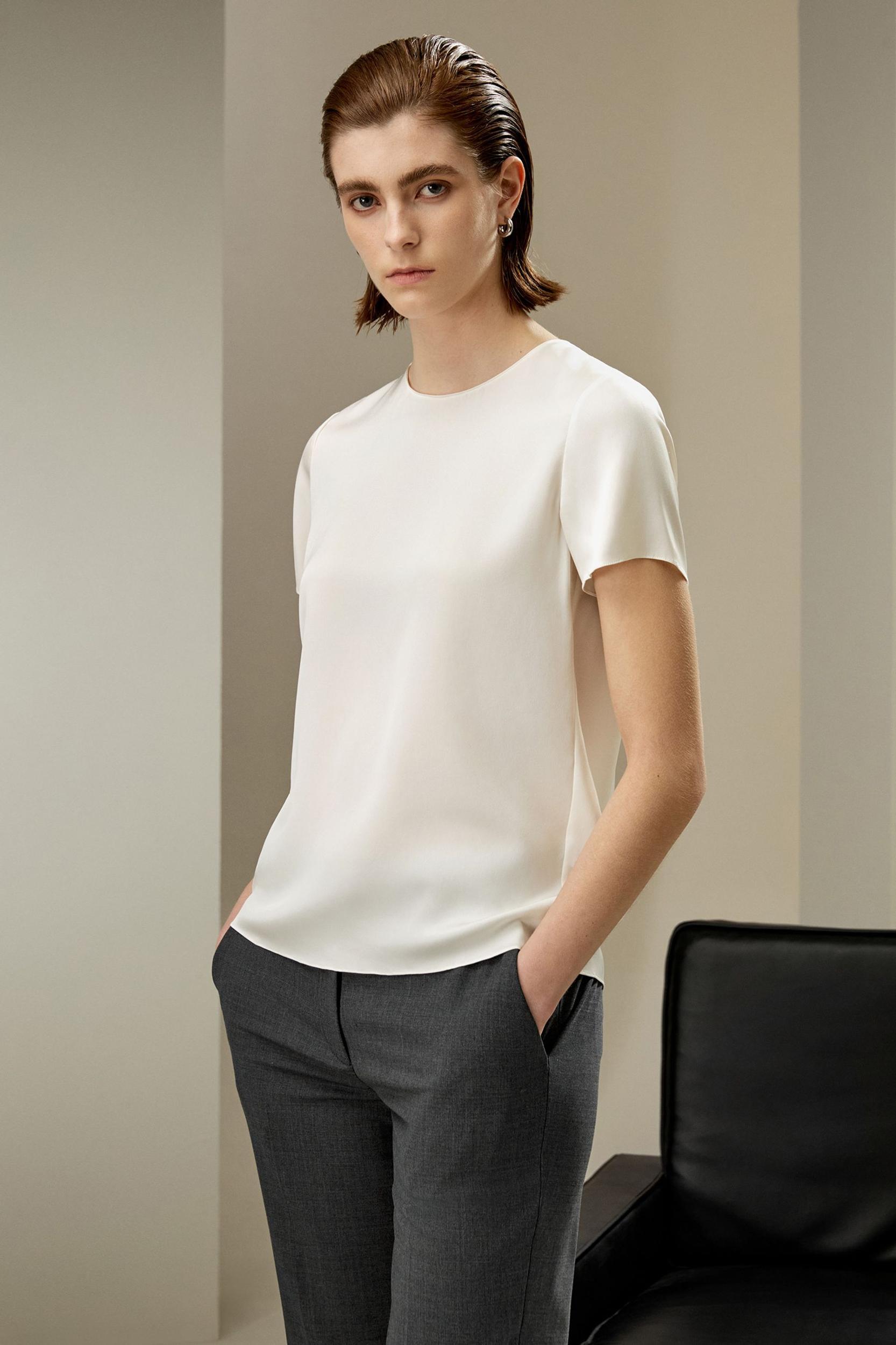 Basic Silk T-shirt Product Image
