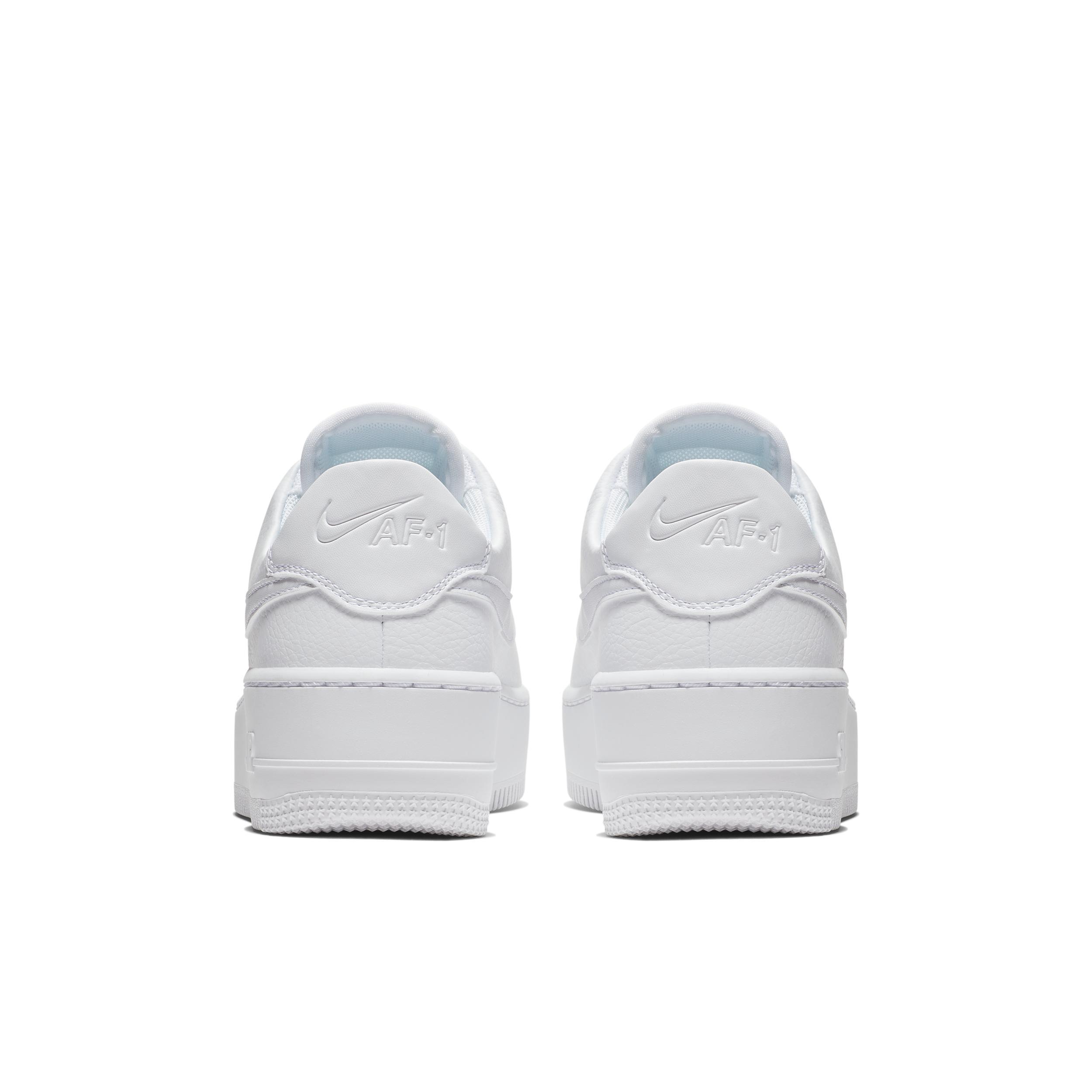 Nike Women's Air Force 1 Sage Low Shoes Product Image