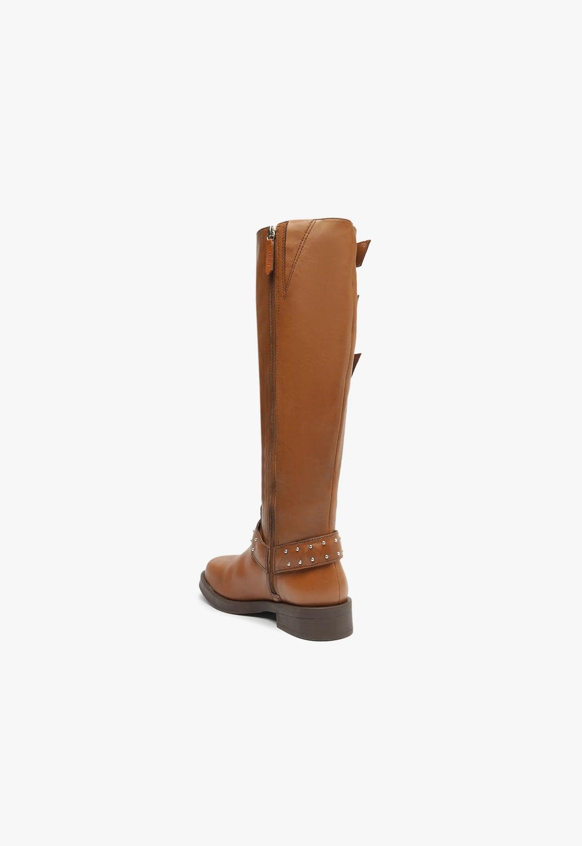 Luccia Buckle Graxo Leather Boot Female Product Image