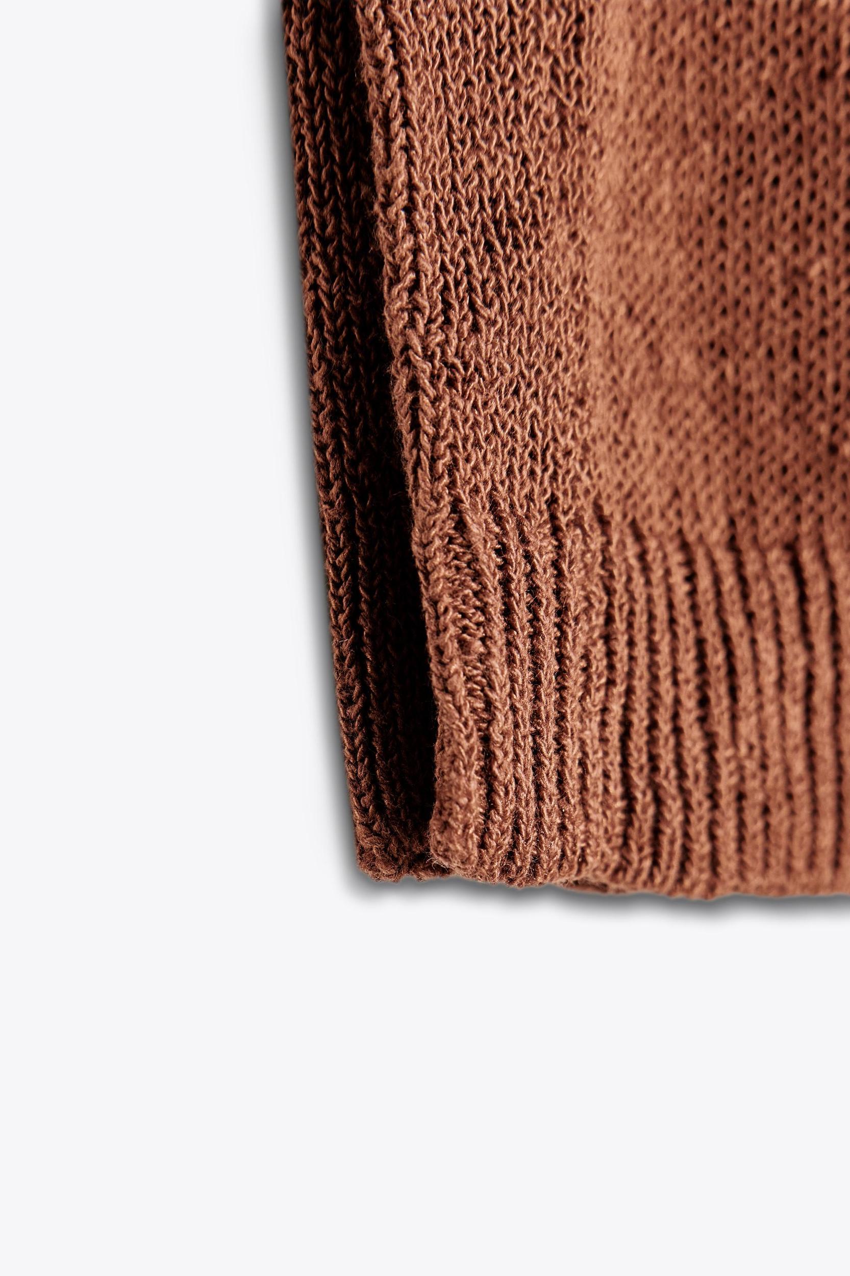 LINEN KNIT VEST TOP Product Image