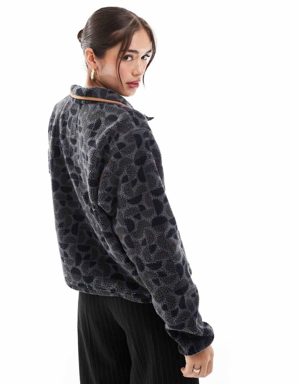 Columbia Helvetia II printed cropped half snap fleece in black retroscape Product Image