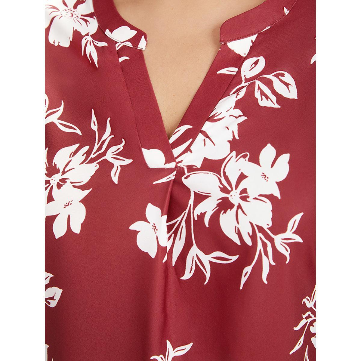 Plus Size Multicolor Silhouette Floral Print Notched Roll Sleeve Blouse Women Elegant Short sleeve V-neck Dailywear Blouses BloomChic 10/M Product Image