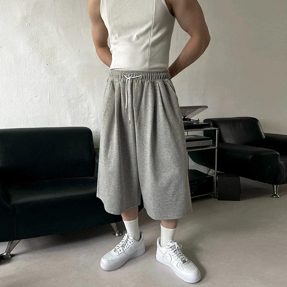 RT No. 18056 ESSENTIAL SHORTS Product Image