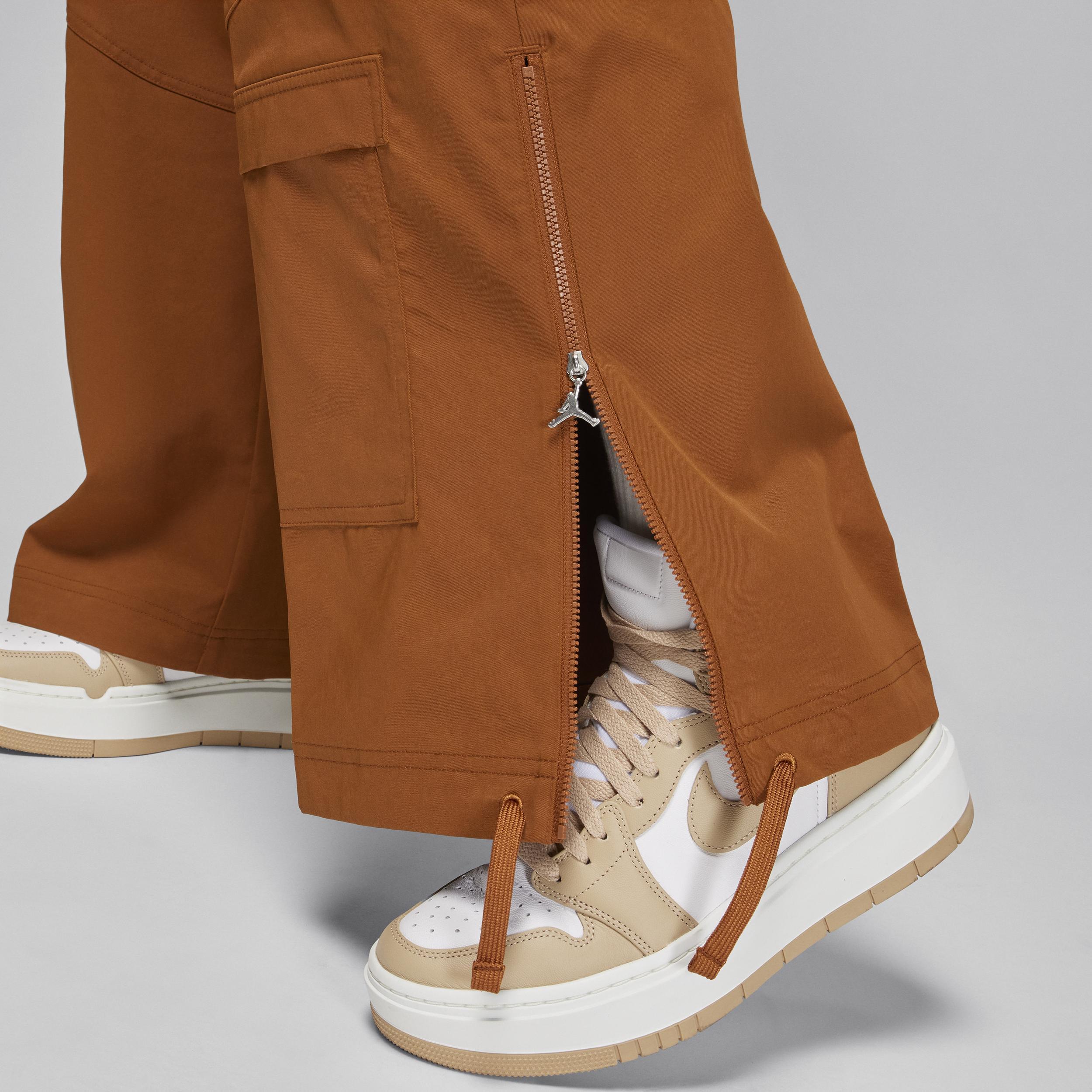 Jordan high waist chicago cargo pants Product Image